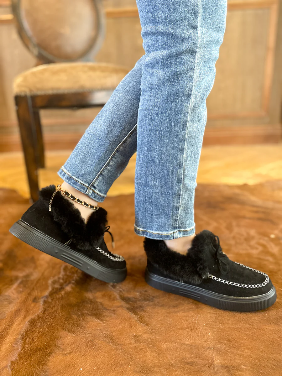 En Bloom | Faux-Fur Anklet Yana Moccasin - black - Image 5