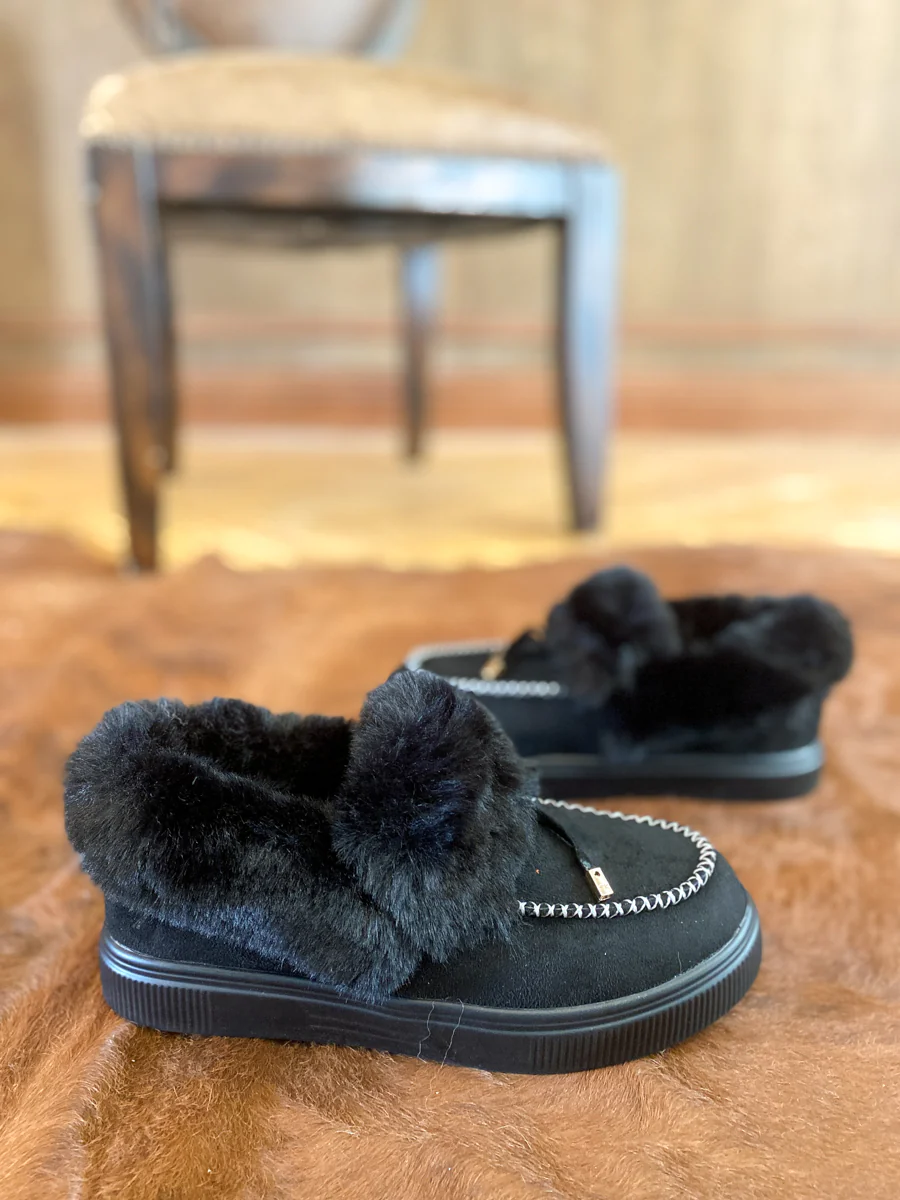 En Bloom | Faux-Fur Anklet Yana Moccasin - black - Image 6