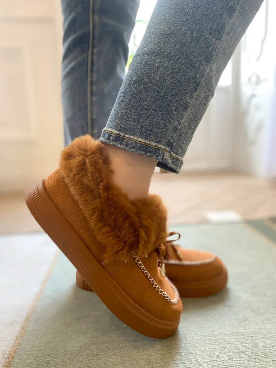 En Bloom | Faux-Fur Anklet Yana Moccasin - chestnut - Image 4