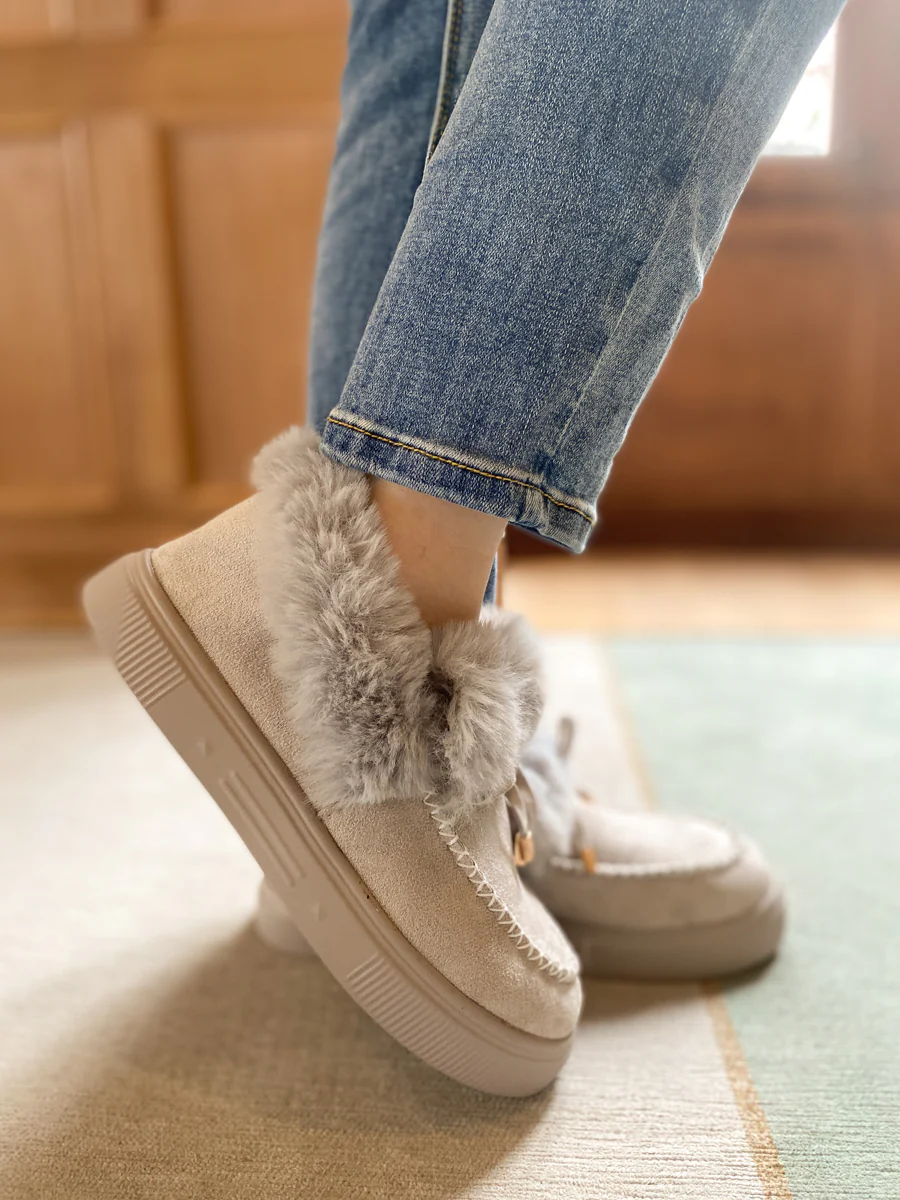 En Bloom | Faux-Fur Anklet Yana Moccasin - grey - Image 5