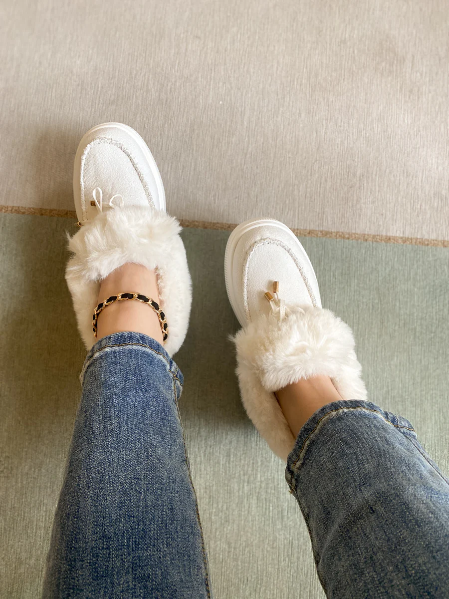 En Bloom | Faux-Fur Anklet Yana Moccasin - white - Image 5