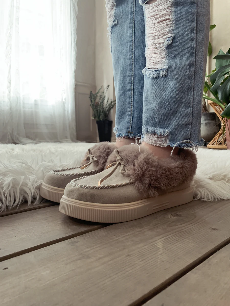 En Bloom | Grey Faux-Fur Anklet Yana Moccasin - Image 3