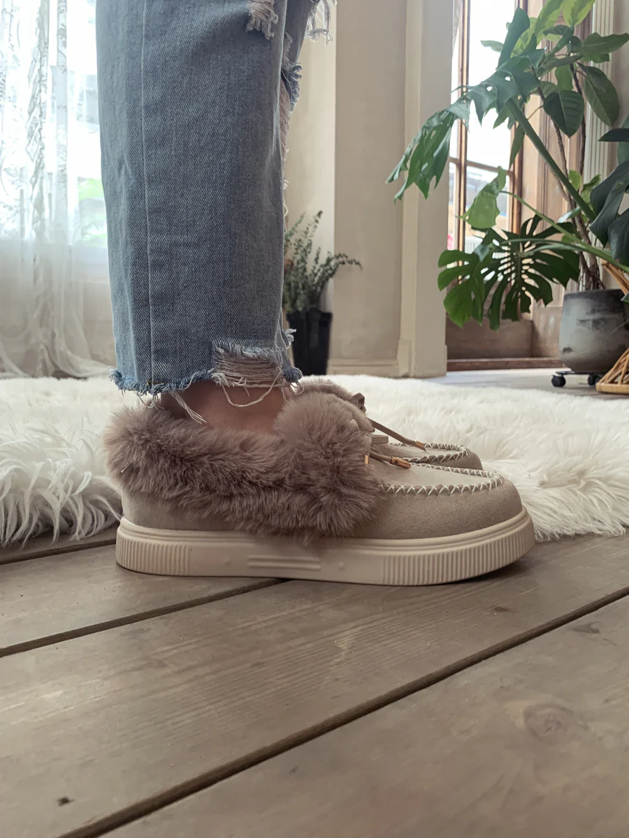 En Bloom | Grey Faux-Fur Anklet Yana Moccasin - Image 5