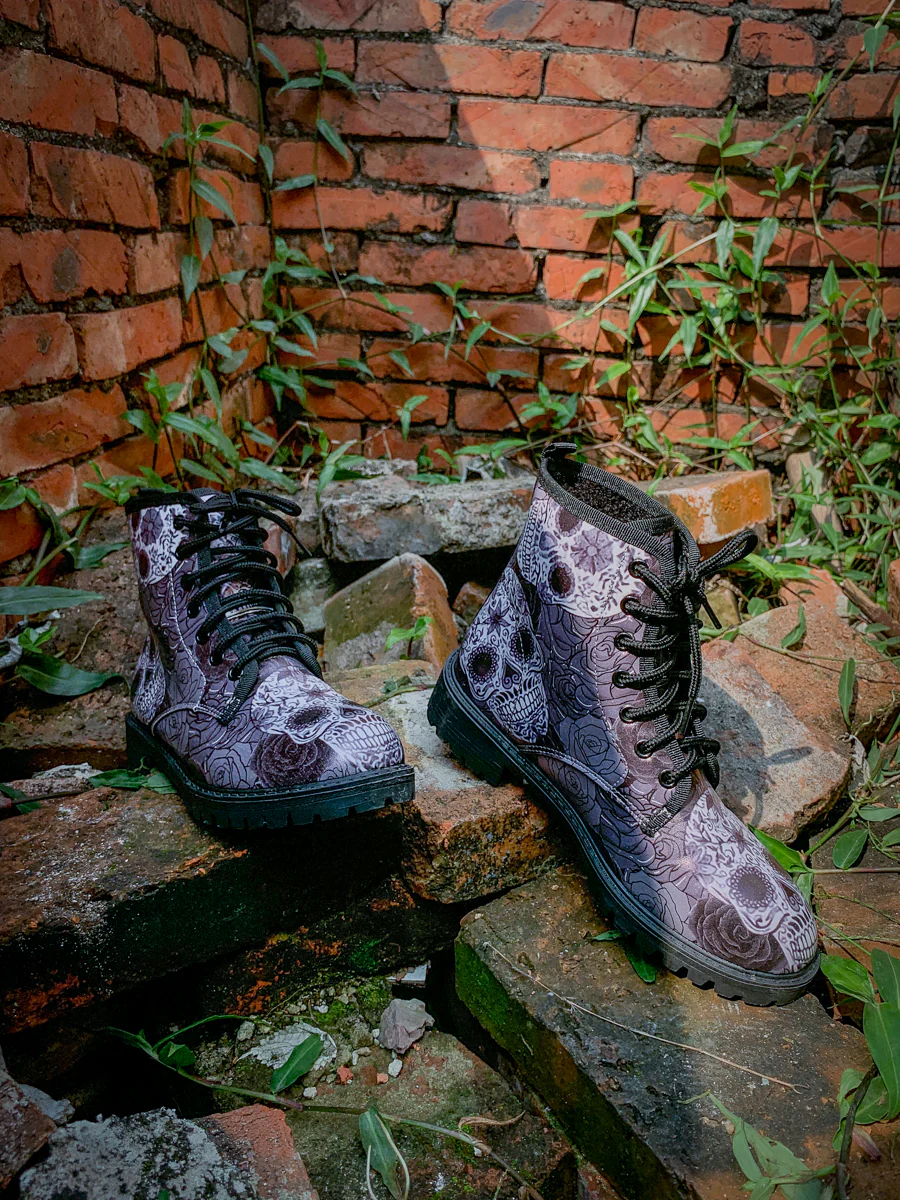 En Bloom | Grey Skull Rose Ankle Flat Combat Boots - Image 10
