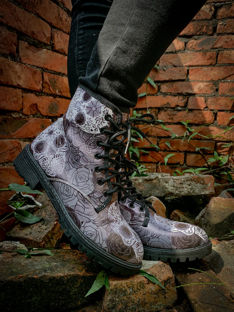 En Bloom | Grey Skull Rose Ankle Flat Combat Boots - Image 2