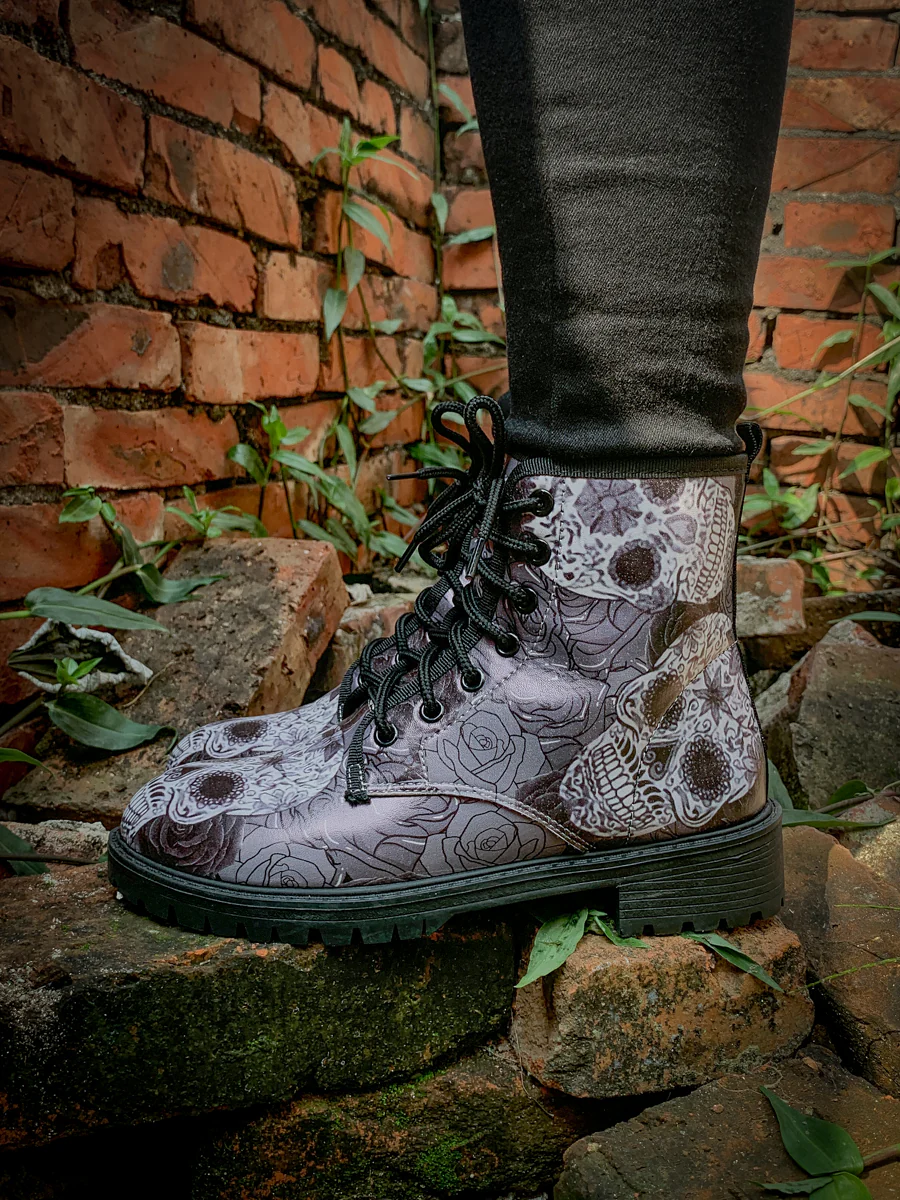 En Bloom | Grey Skull Rose Ankle Flat Combat Boots - Image 3