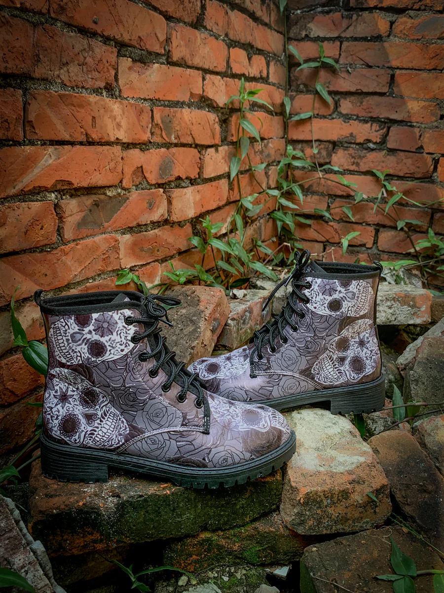 En Bloom | Grey Skull Rose Ankle Flat Combat Boots - Image 5