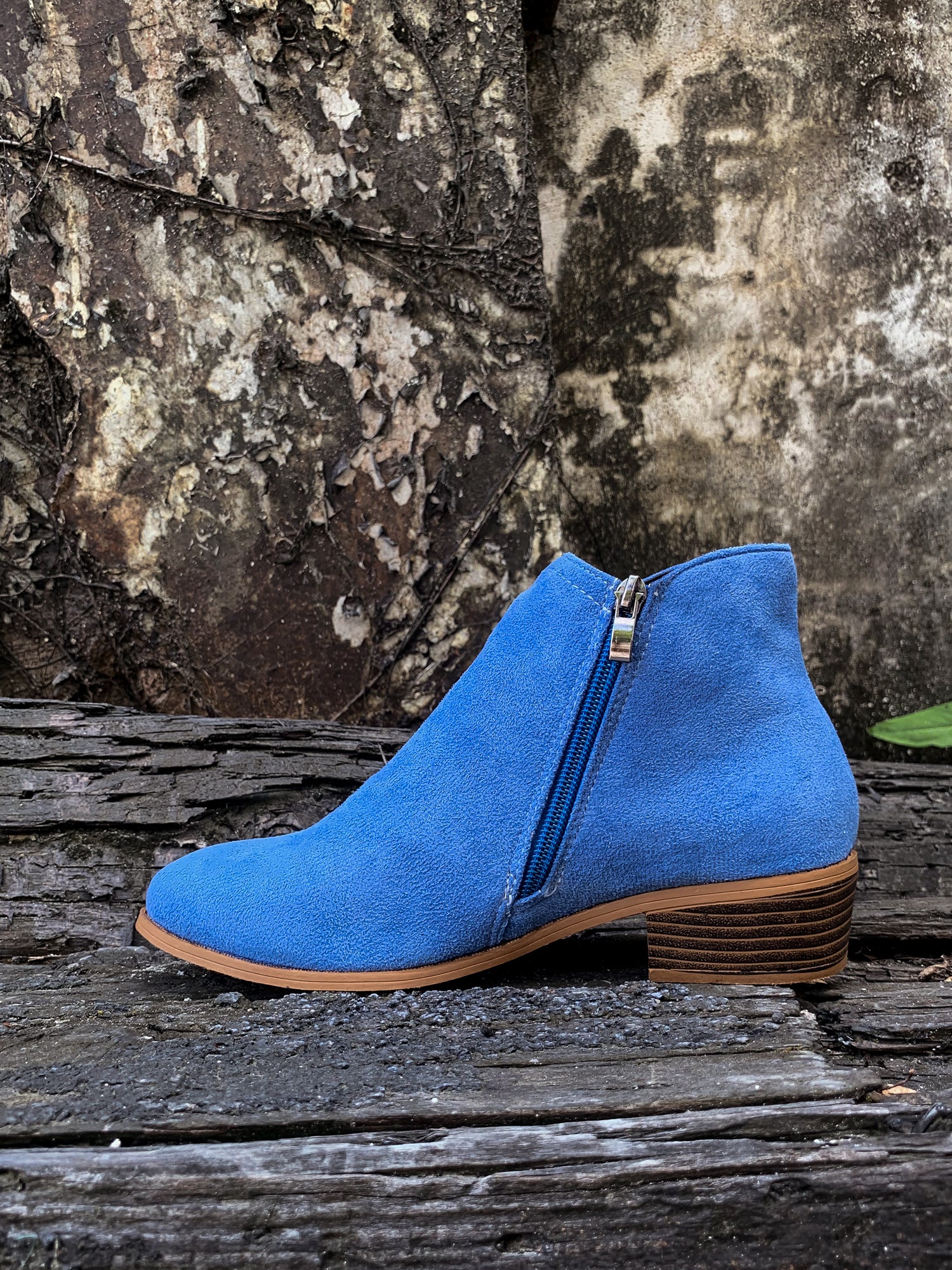 En Bloom | Classic Low Ankle Boots - Blue - Image 7