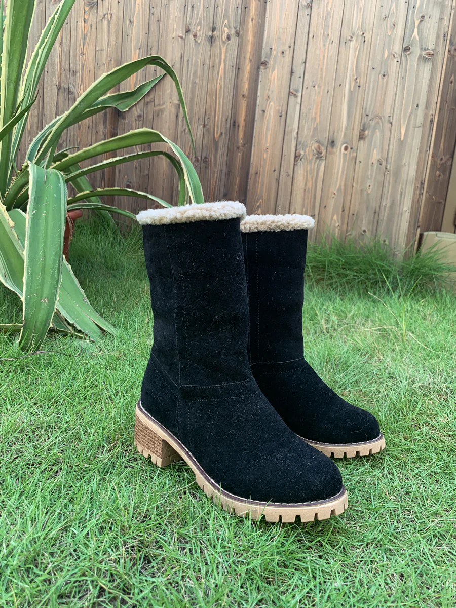 En Bloom | Plush-Lined Fold-Over Boots - Black - Image 9