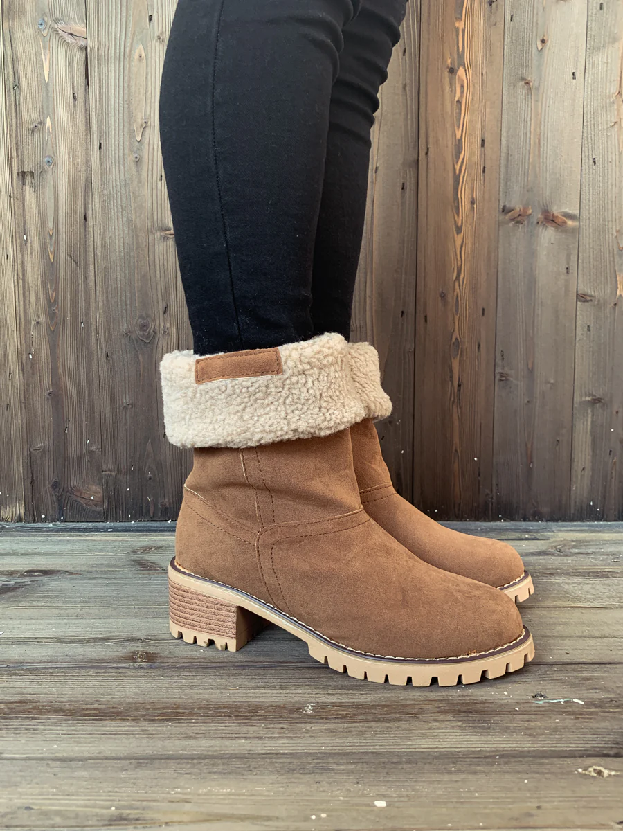 En Bloom | Plush-Lined Fold-Over Boot - Brown - Image 2