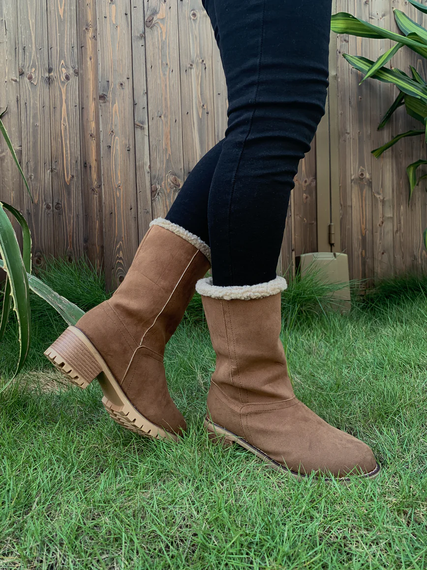 En Bloom | Plush-Lined Fold-Over Boot - Brown - Image 7