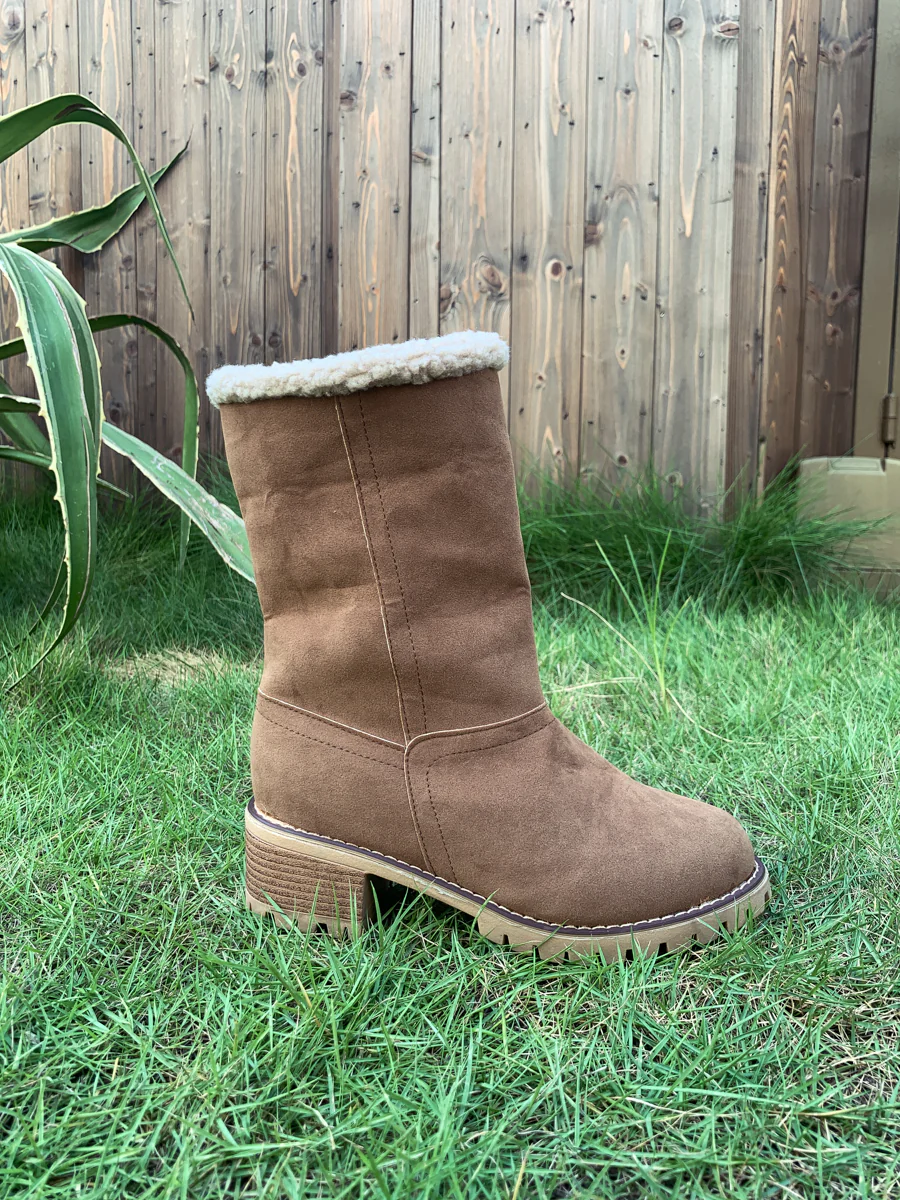 En Bloom | Plush-Lined Fold-Over Boot - Brown - Image 9