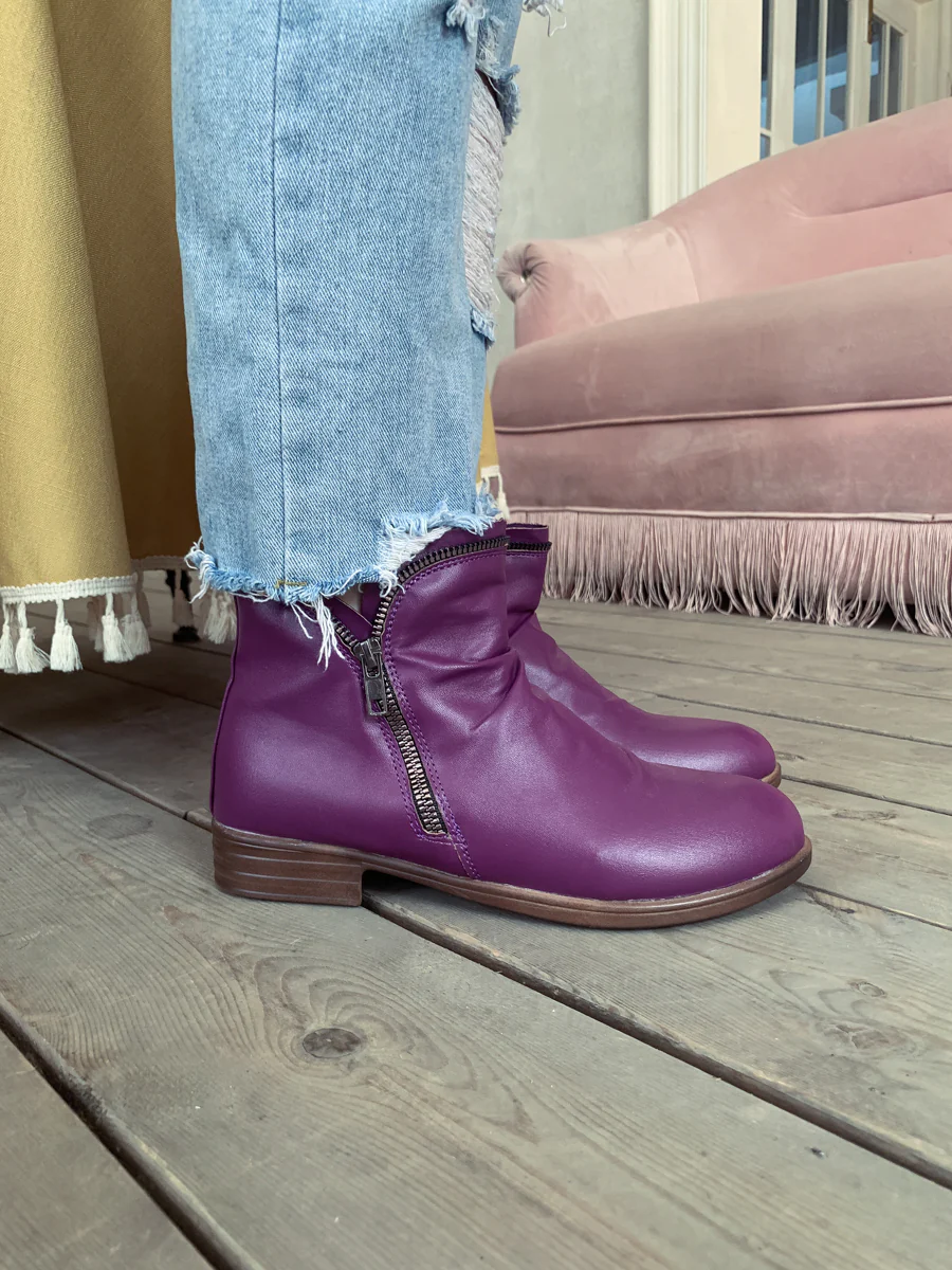 En Bloom | Purple Side Zip Ruched Ankle Boot - Image 7