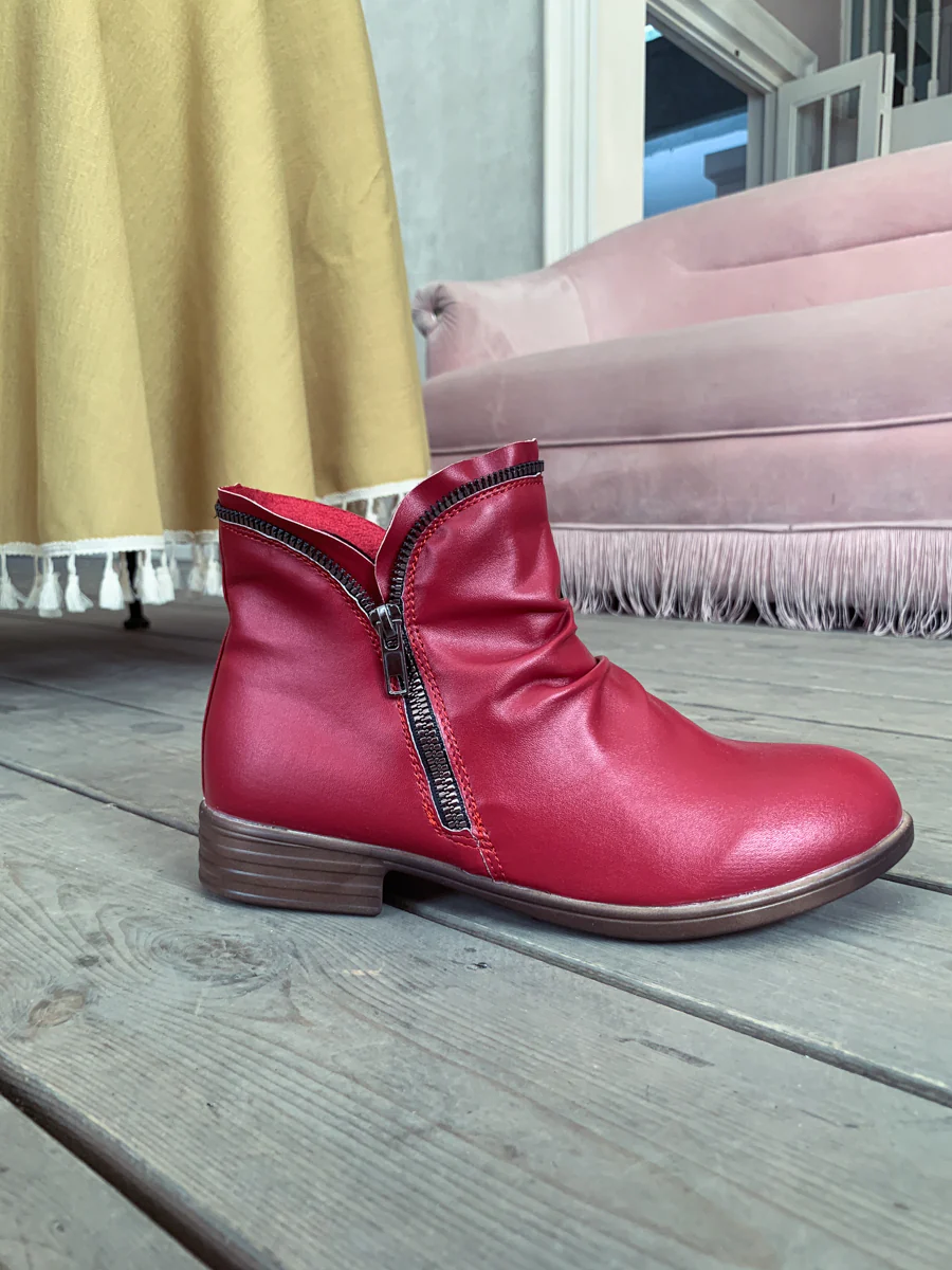 En Bloom | Red Side Zip Ruched Ankle Boot - Image 3