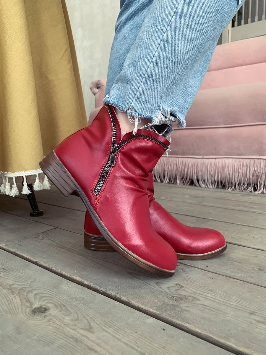En Bloom | Red Side Zip Ruched Ankle Boot - Image 7