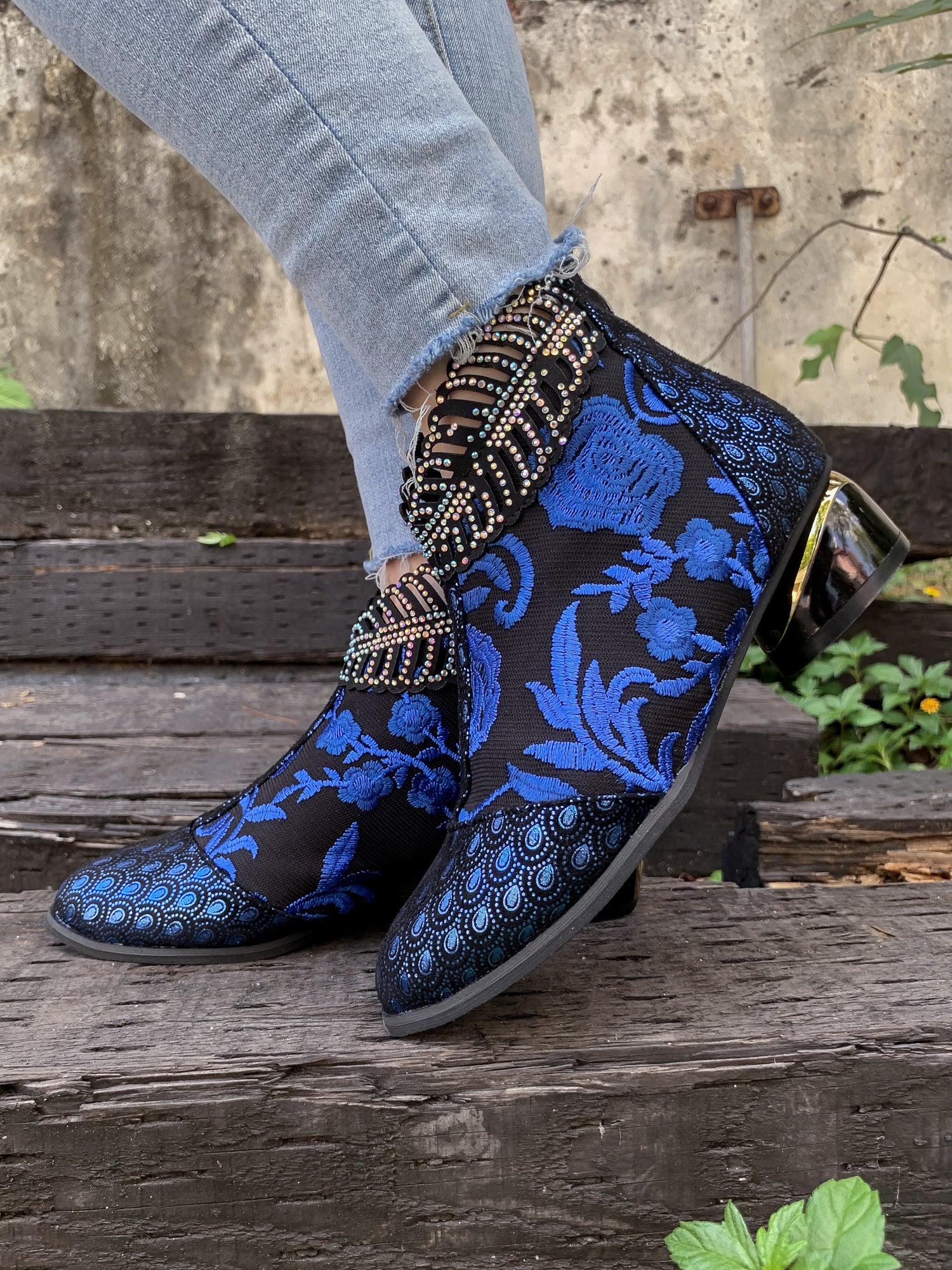 En Bloom | Rhinestone Ankle Floral-Embroidered Boot - Blue - Image 3