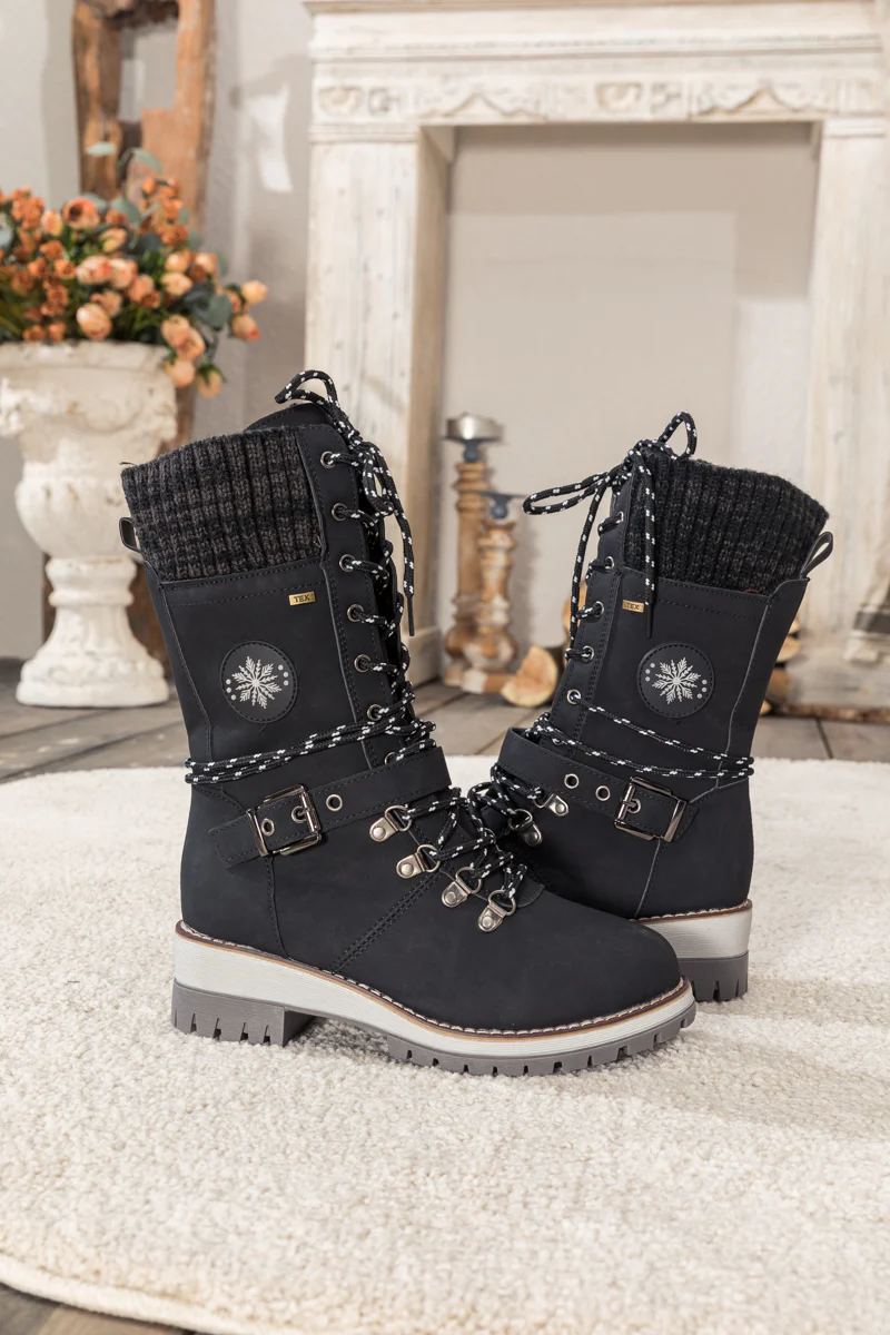 En Bloom | Ribbed-Cuff Buckle-Strap Boot - Black - Image 6