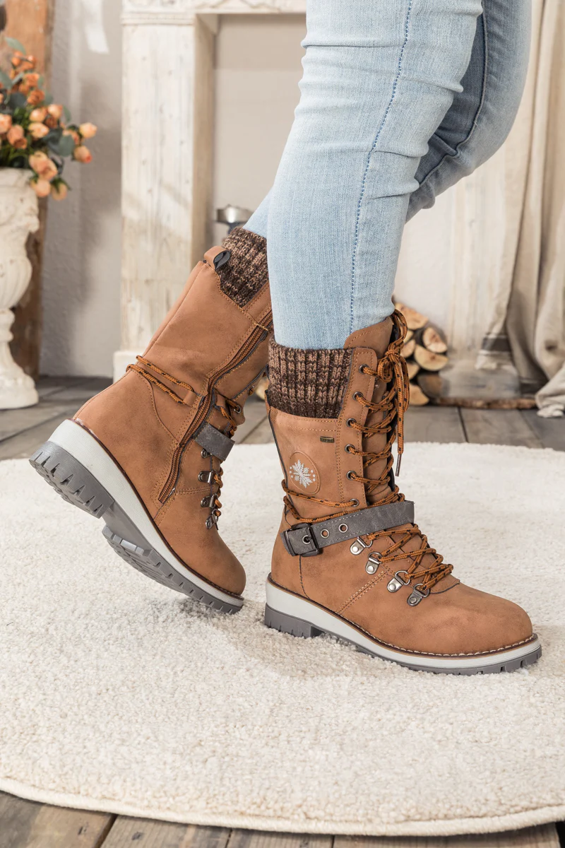 En Bloom | Ribbed-Cuff Buckle-Strap Boot - Brown - Image 9