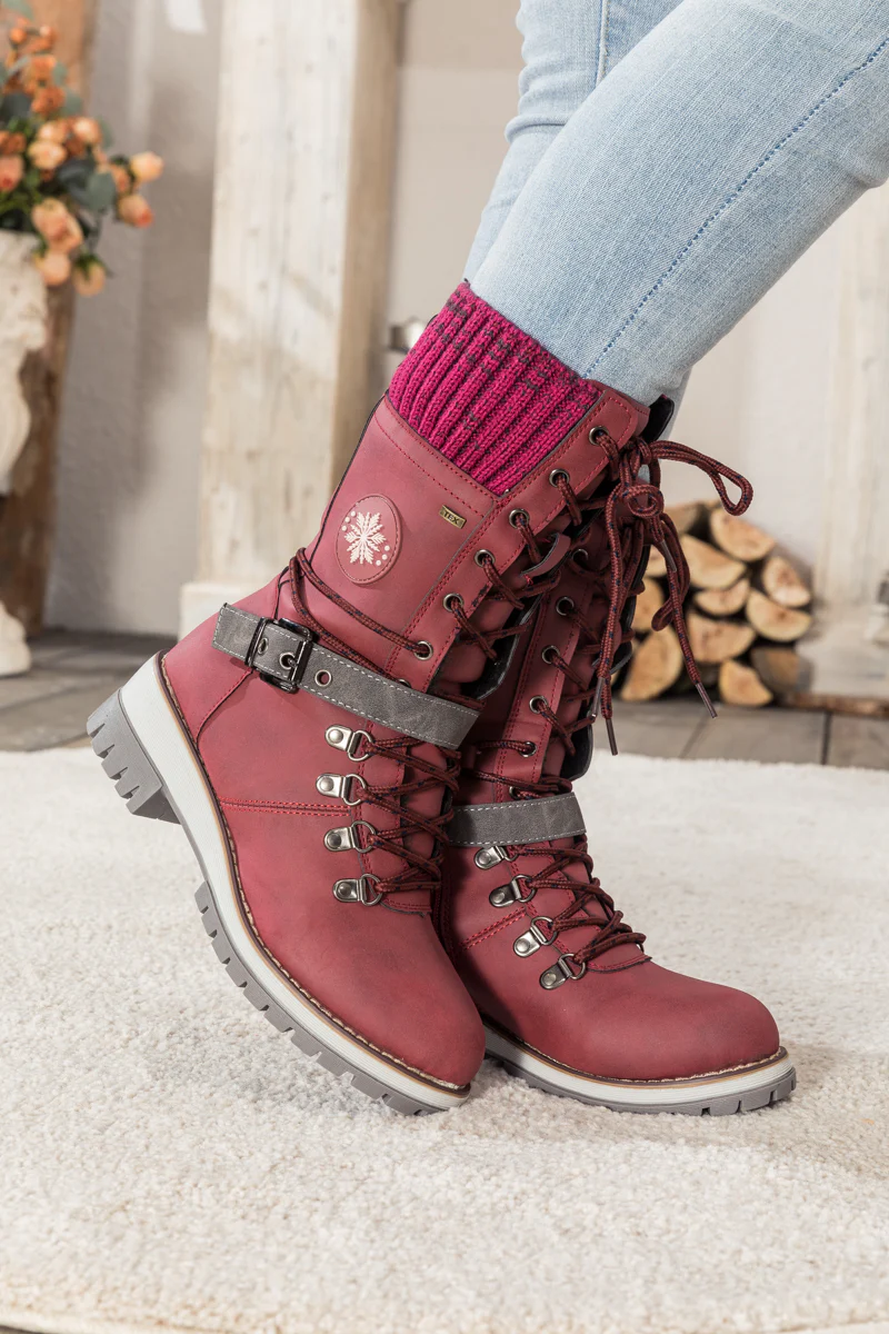 En Bloom | Ribbed-Cuff Buckle-Strap Boot - Red - Image 4