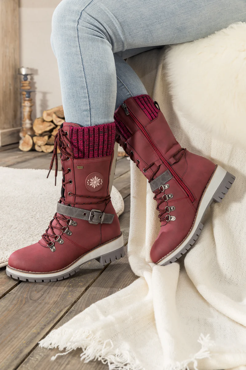 En Bloom | Ribbed-Cuff Buckle-Strap Boot - Red - Image 5