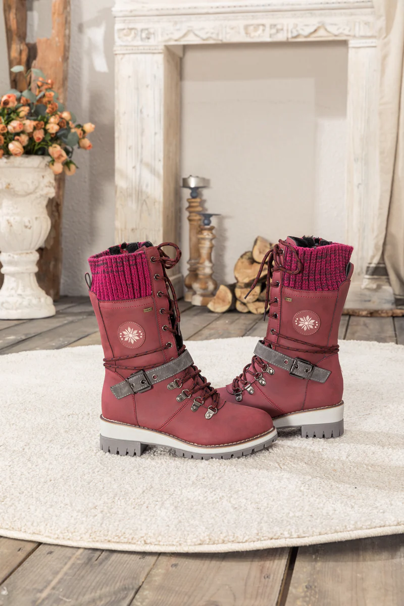 En Bloom | Ribbed-Cuff Buckle-Strap Boot - Red - Image 7