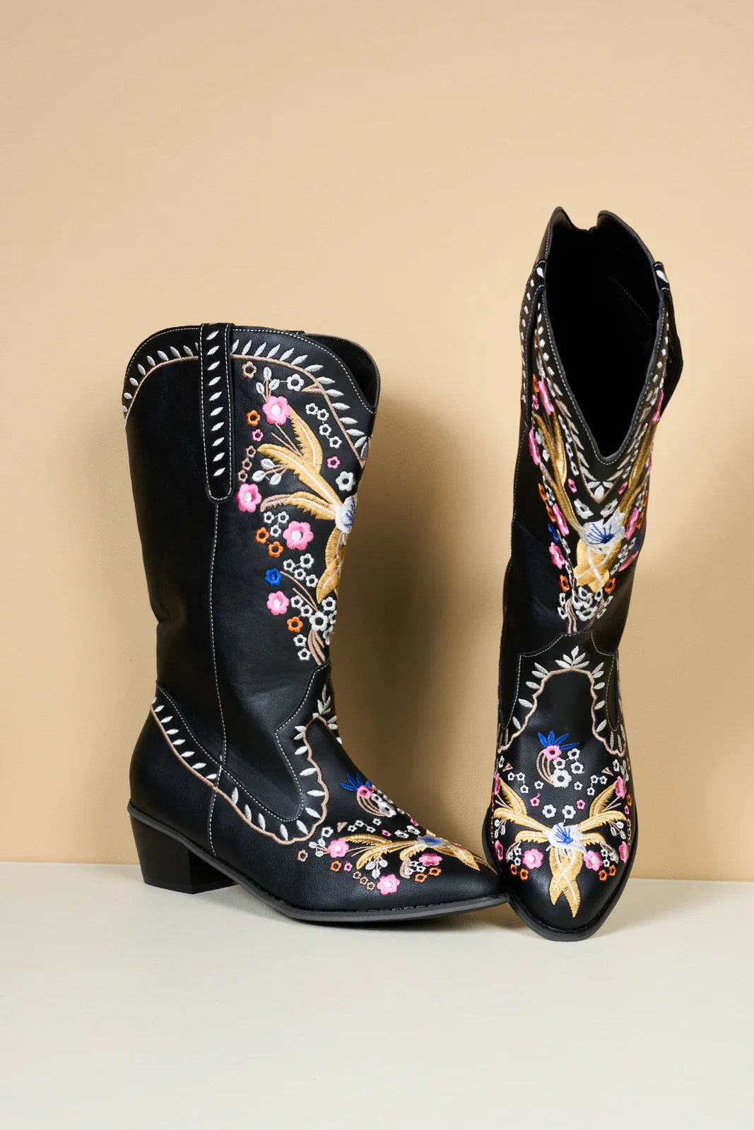En Bloom | Santa Fe Floral Embroidered Western Knee Boots - Black - Image 10