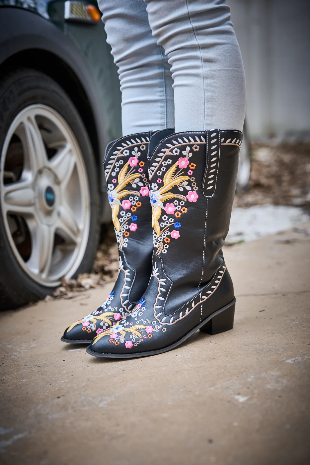 En Bloom | Santa Fe Floral Embroidered Western Knee Boots - Black - Image 3