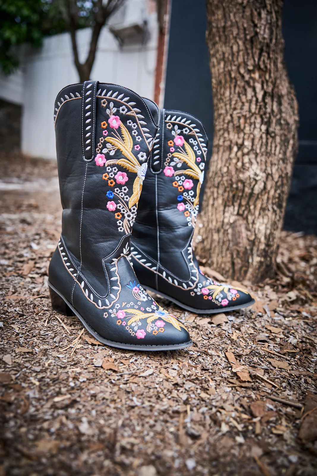 En Bloom | Santa Fe Floral Embroidered Western Knee Boots - Black - Image 9