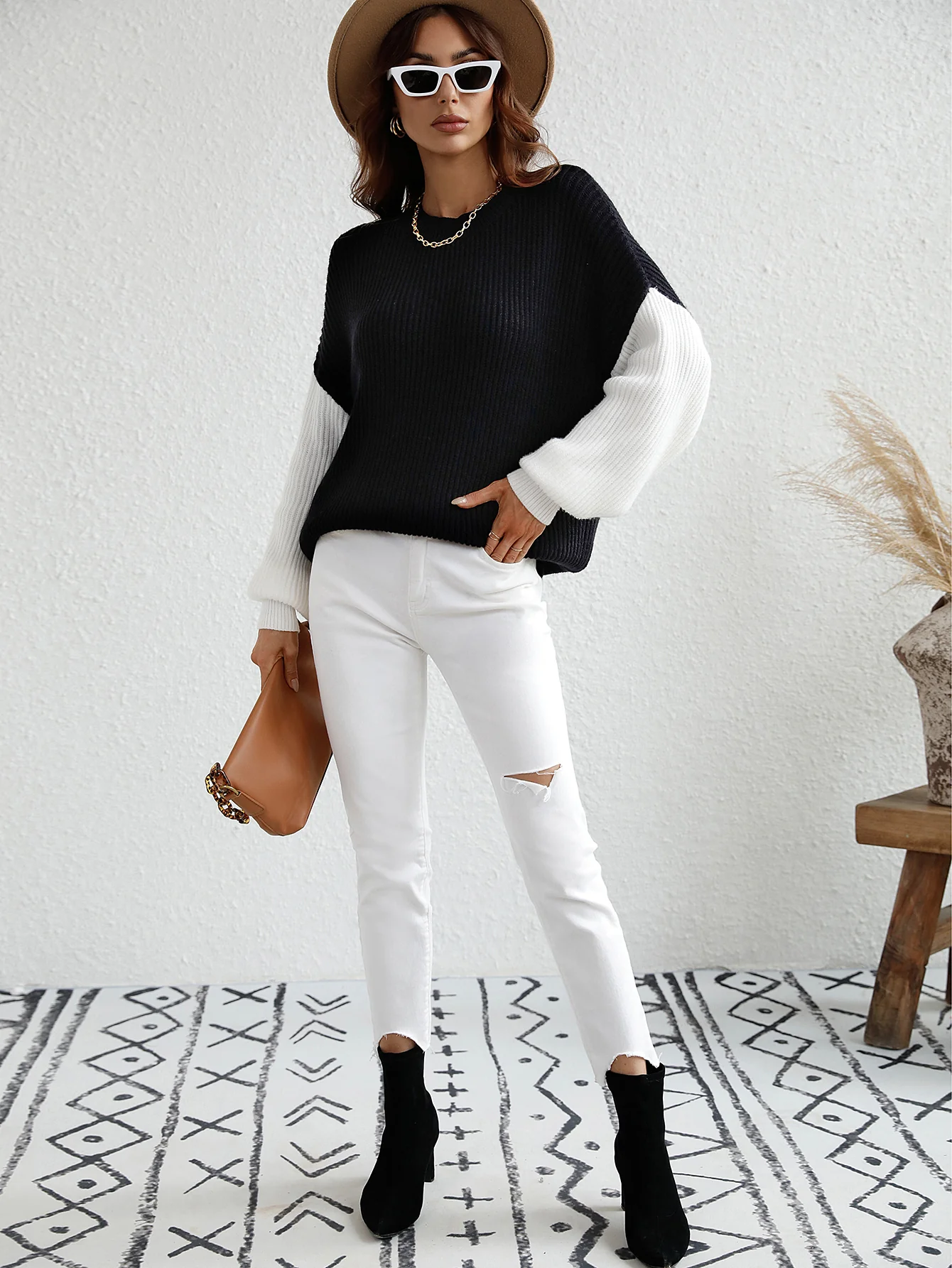ESTATIA KNIT SWEATER - BLACK - Image 2