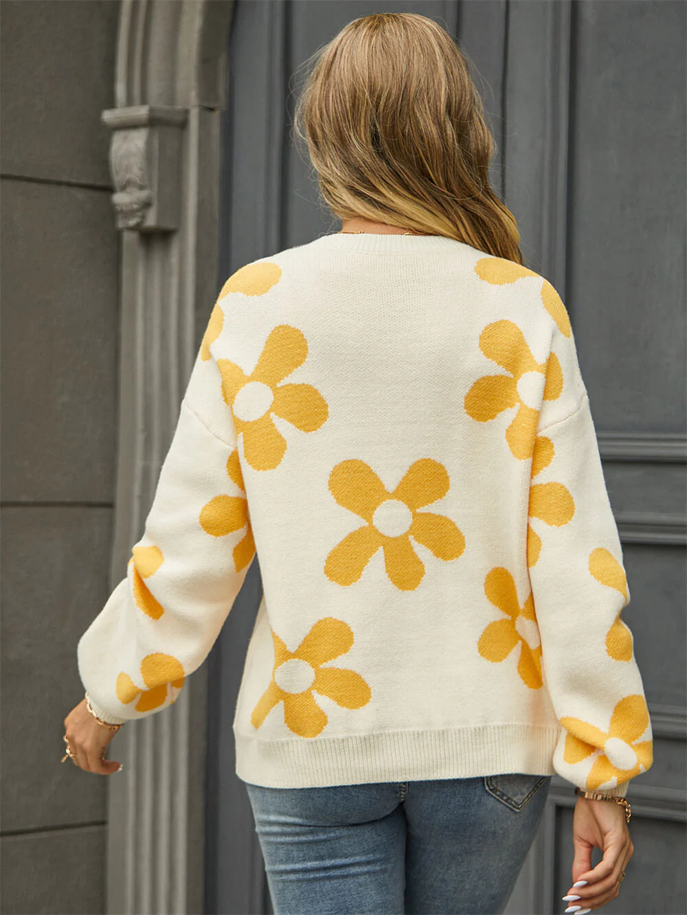 Fall Mega Daisy Floral Pullover Sweater - Yellow - Image 3