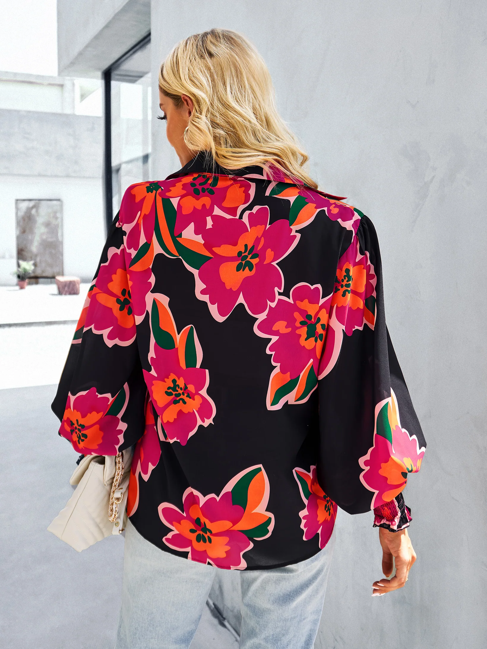 FLEETWOOD BLOUSE - BLACK FLORAL - Image 3