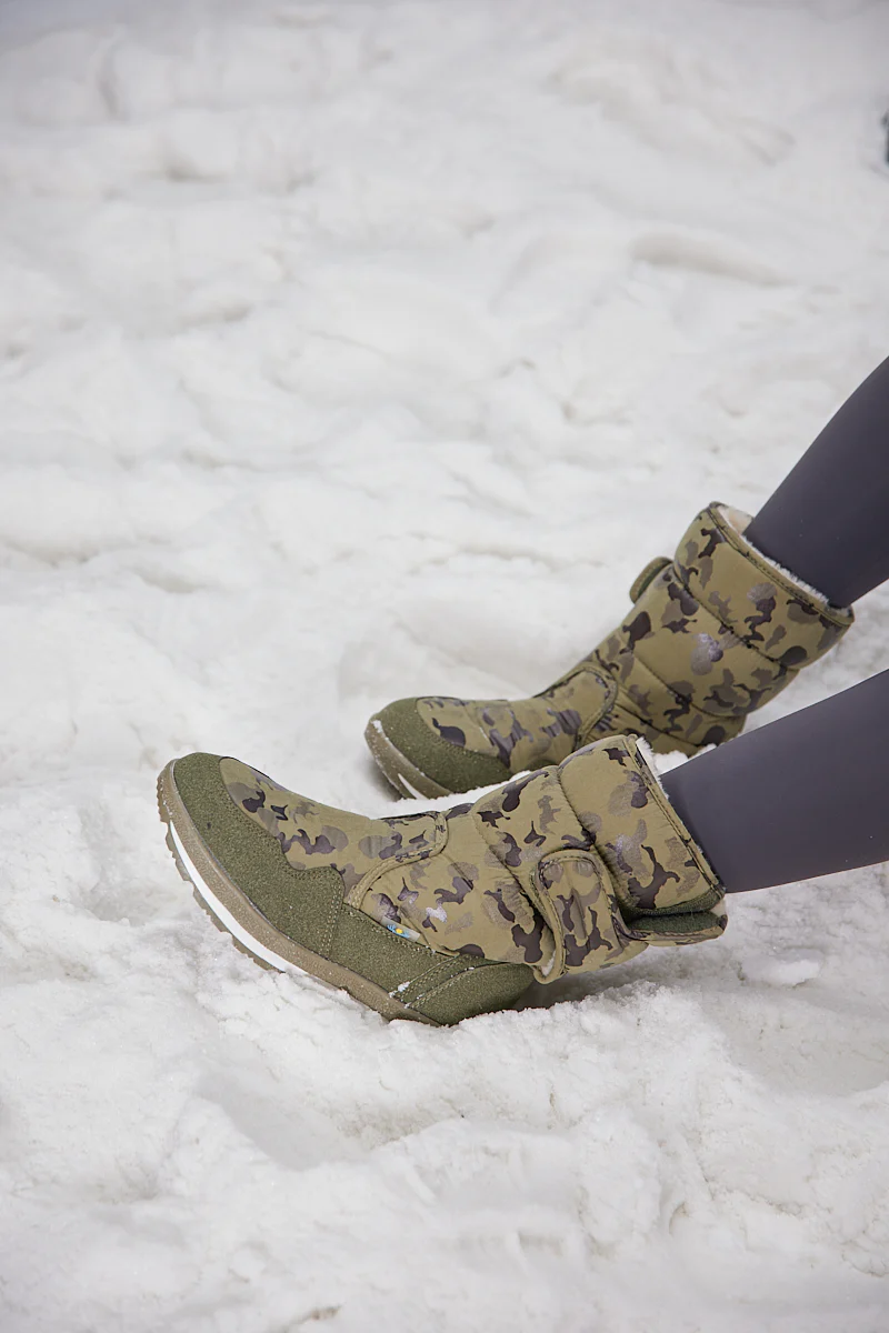 Frozen Princess | Alaska Camo Princess Water-Repellent Snow Boot - Olive - Image 6
