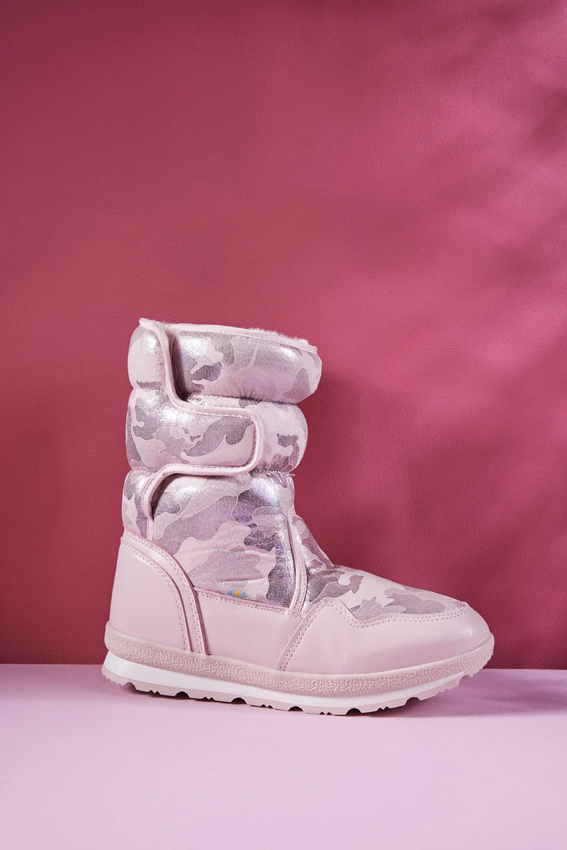 Frozen Princess | Alaska Camo Princess Water-Repellent Snow Boot - Pink - Image 9
