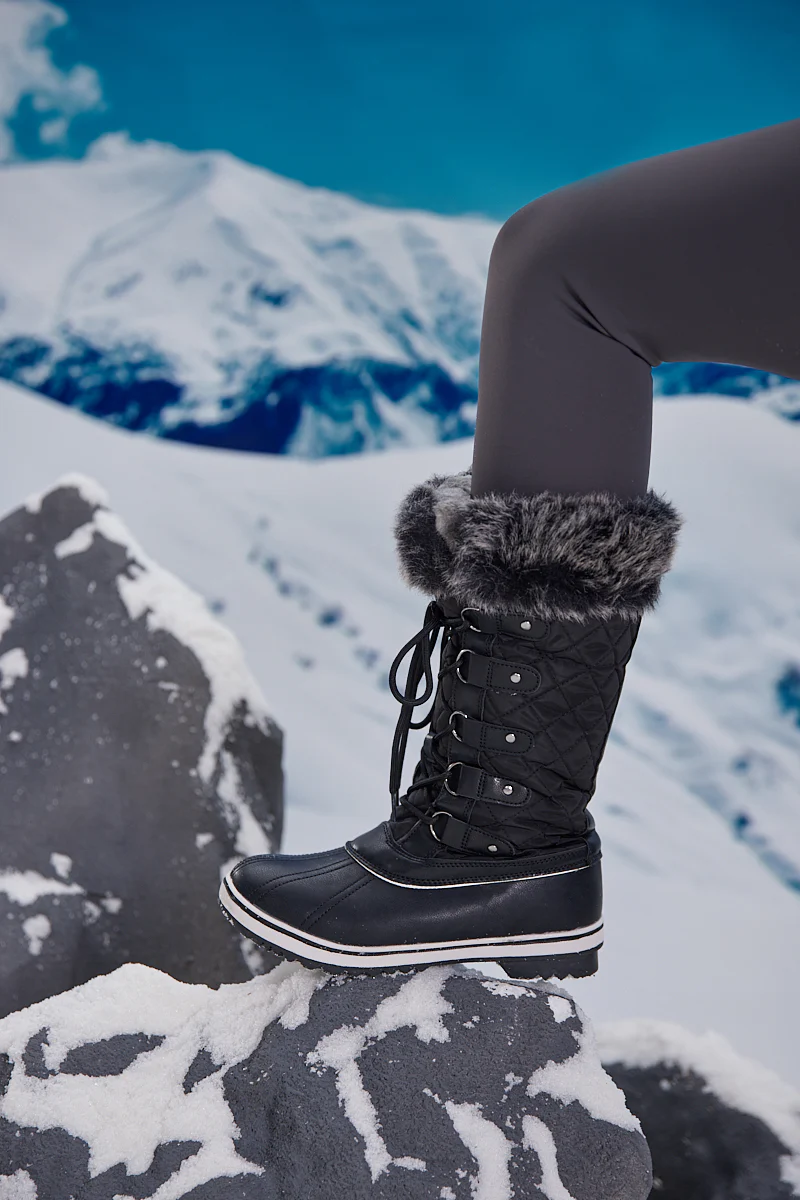 Frozen Princess | Hickory Isabella Water-Repellent Snow Boot - Black - Image 5