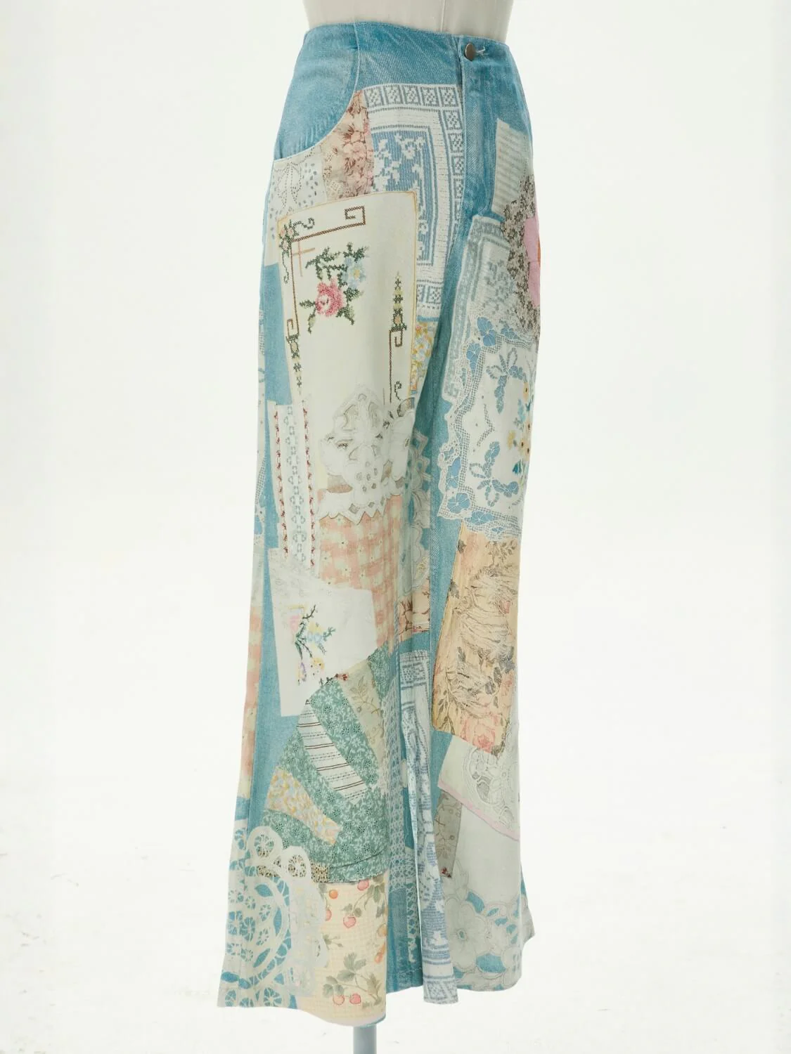Garden of Eden High Rise Flare Jeans - Image 7