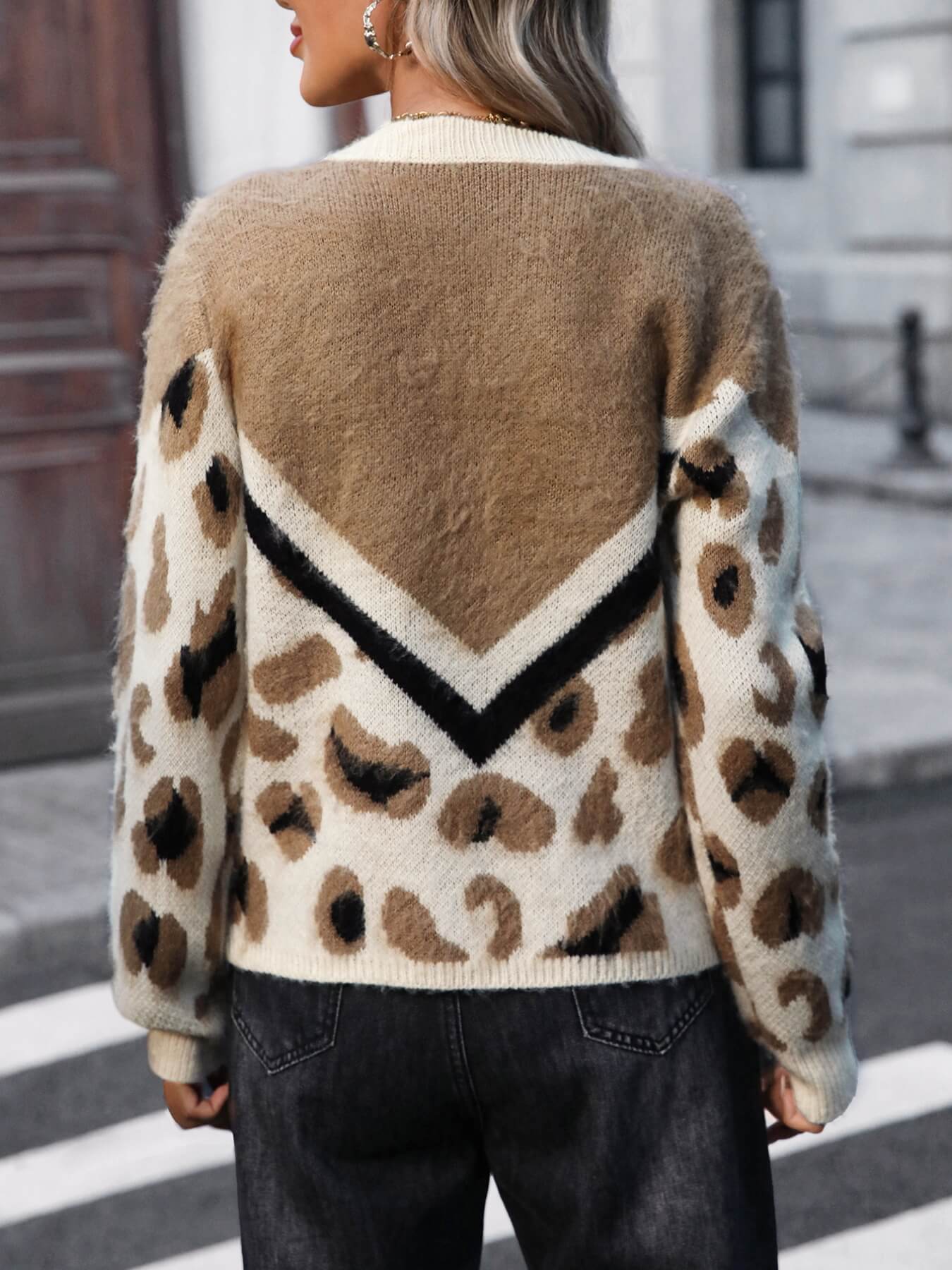 Glenmere Leopard Print Sweater - beige - Image 5