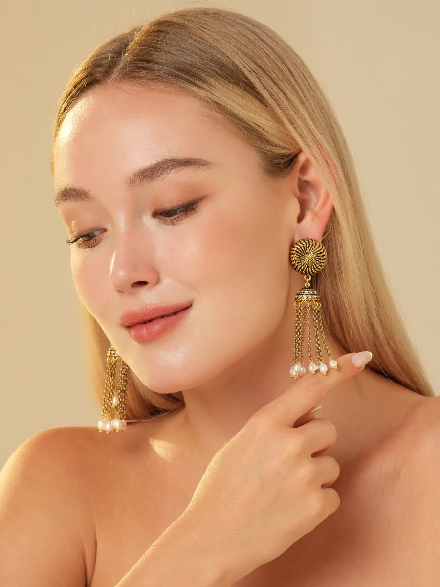 Golden Gatherings Tassel Chain Pearl Earrings - Image 5