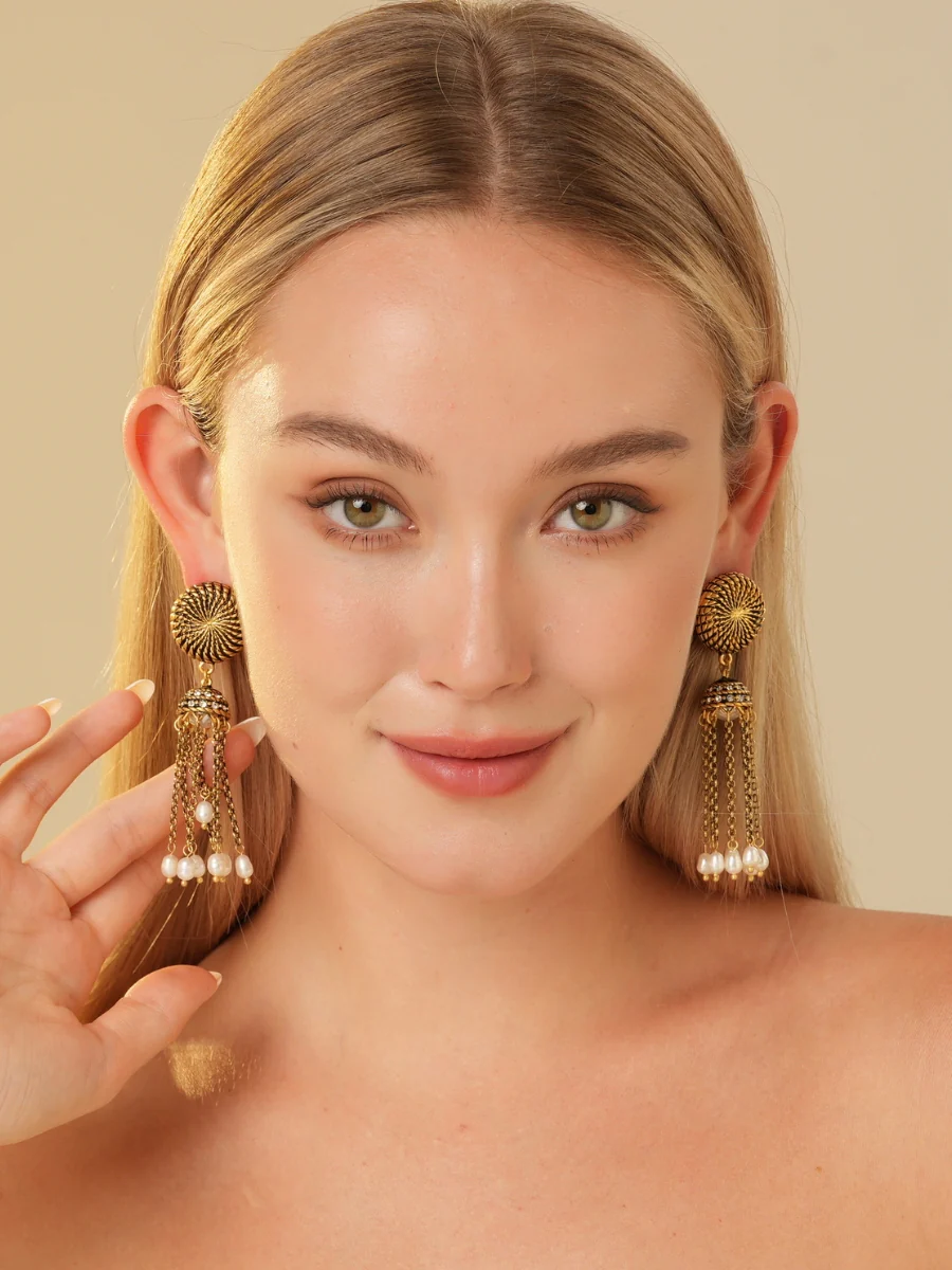 Golden Gatherings Tassel Chain Pearl Earrings - Image 7