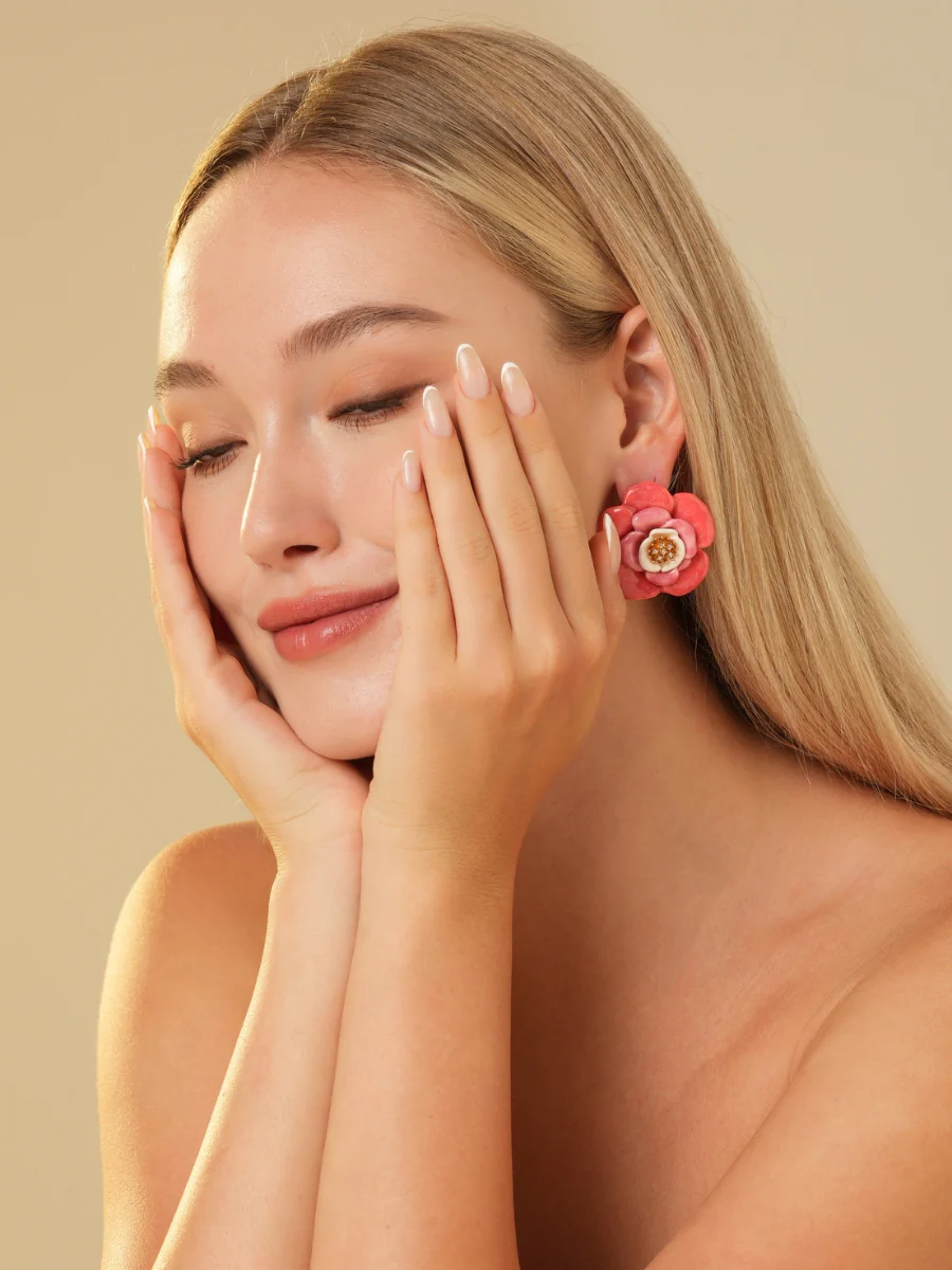 Hawaii Hibiscus Brushed Enamel Stud Earrings - Image 3
