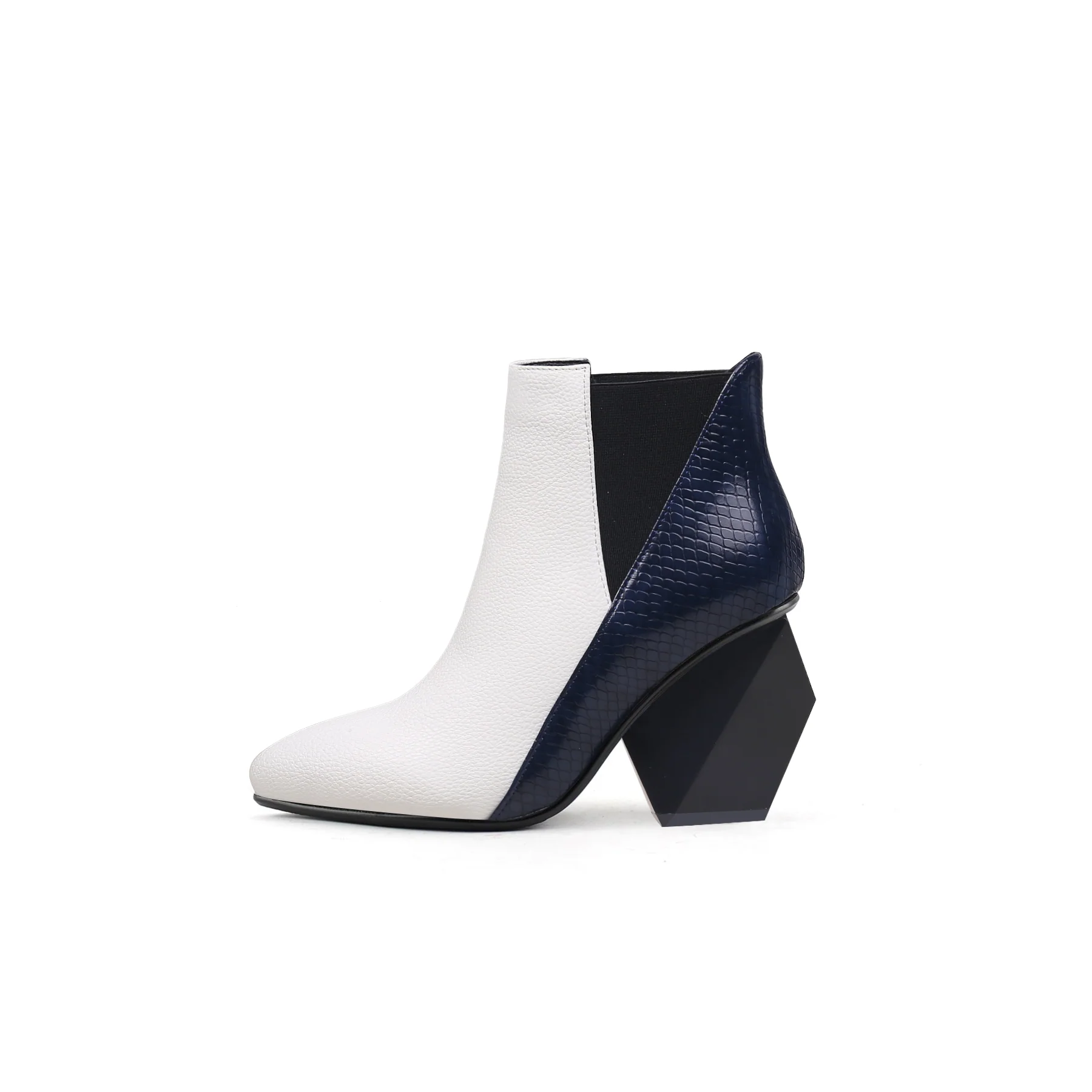 JADY ROSE | BLOCK HEEL LEATHER ANKLE BOOTIE - NAVY - Image 2