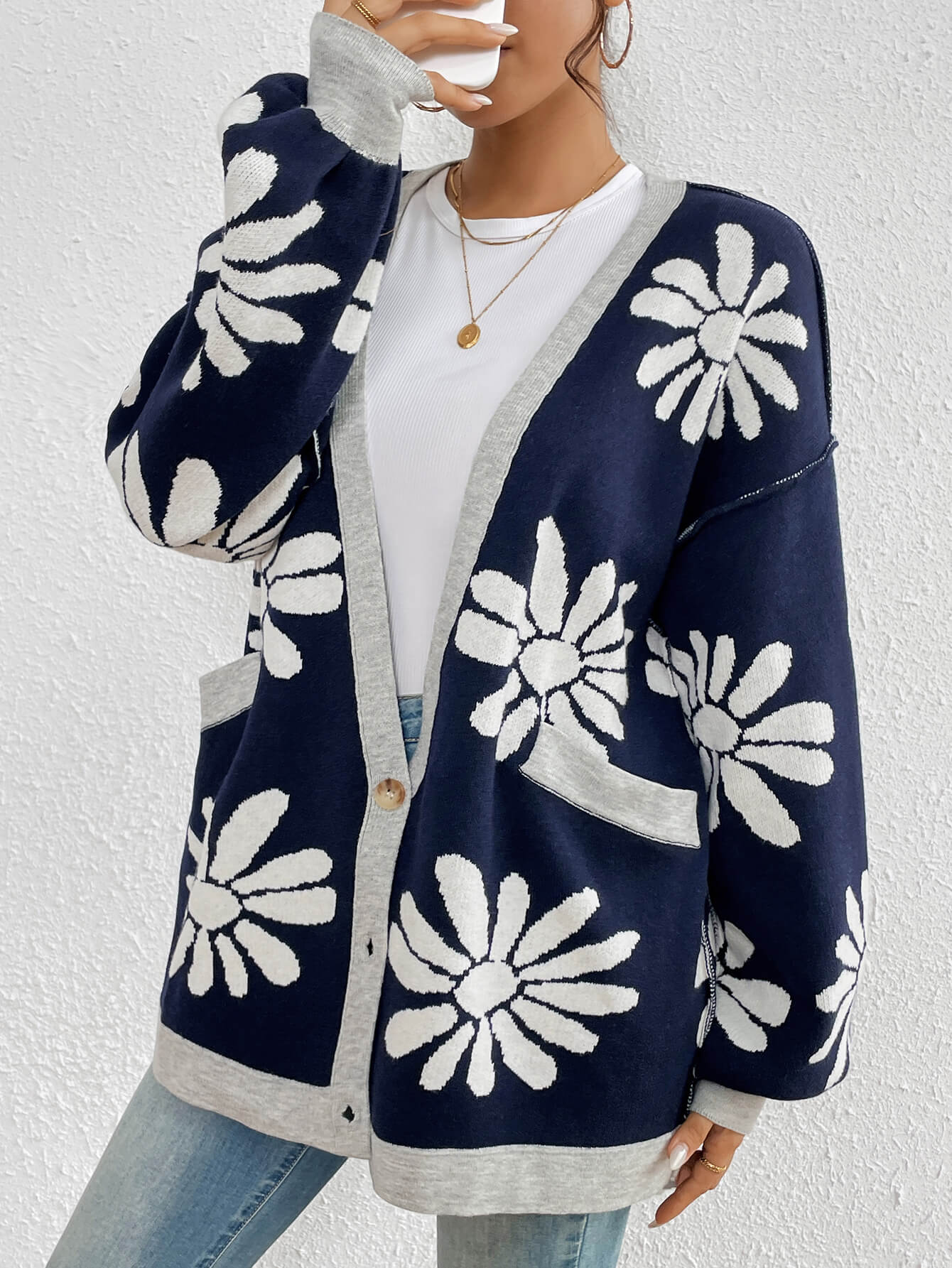Janelle Floral Knit Cardigan - Navy - Image 3