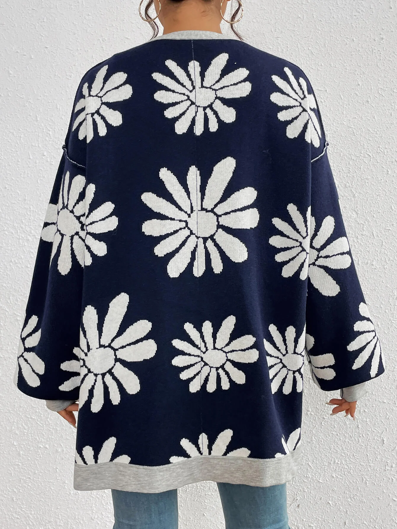 Janelle Floral Knit Cardigan - Navy - Image 6