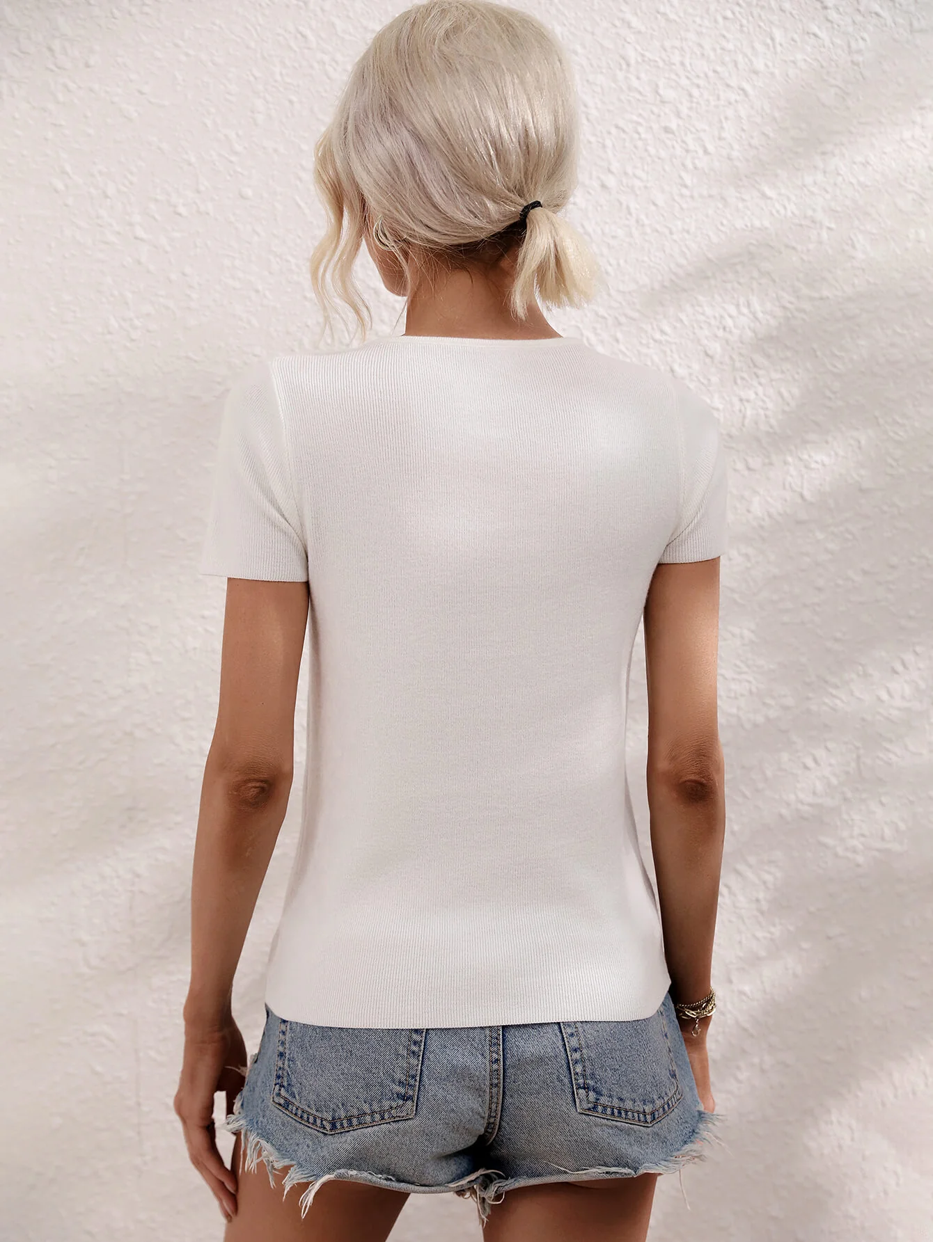 JULISSA RIBBED CUT-OUT KNIT TOP - CREAM - Image 3