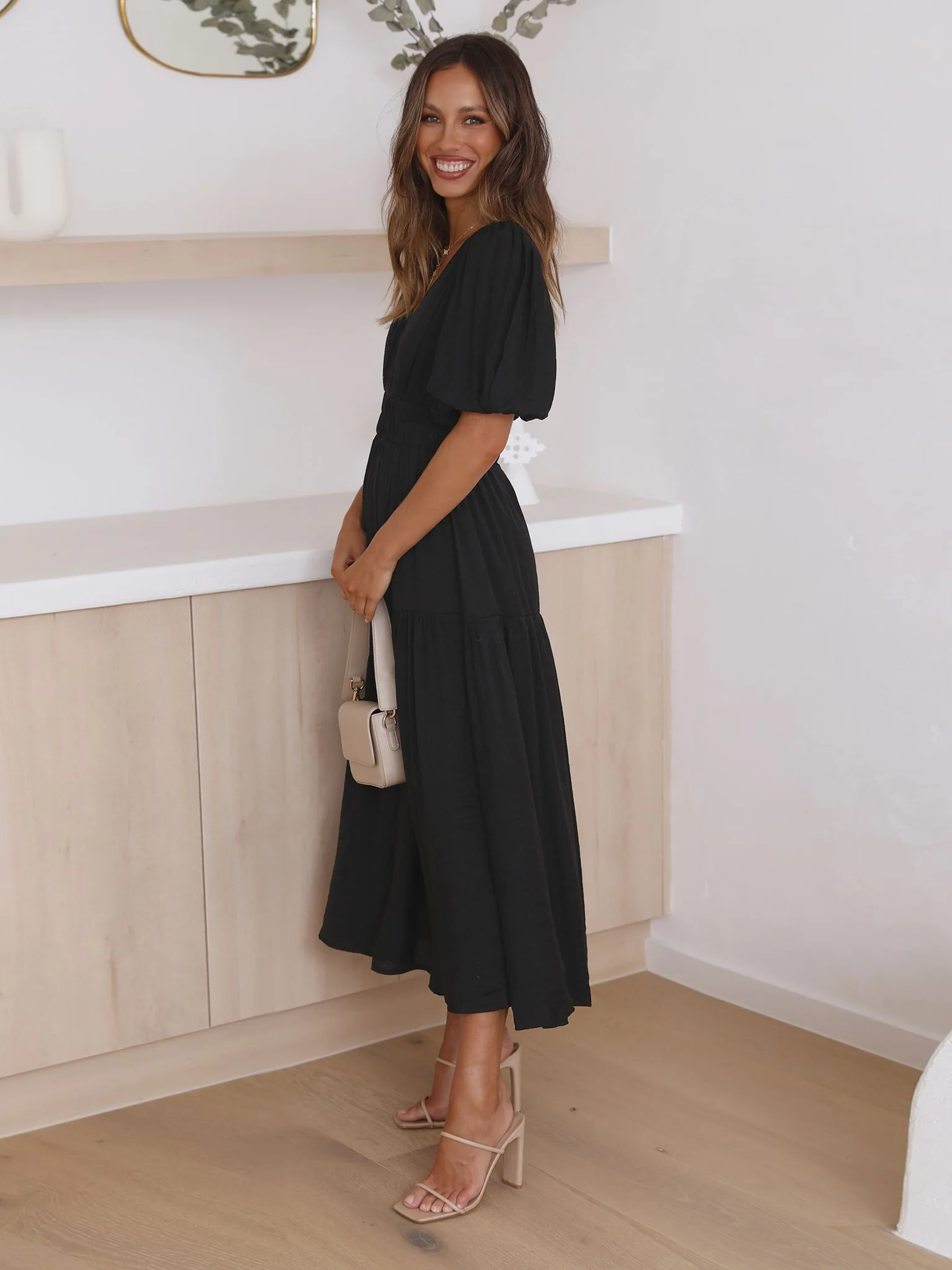 KIMONA SMOCKED SHORT SLEEVE MAXI DRESS - BLACK - Image 2