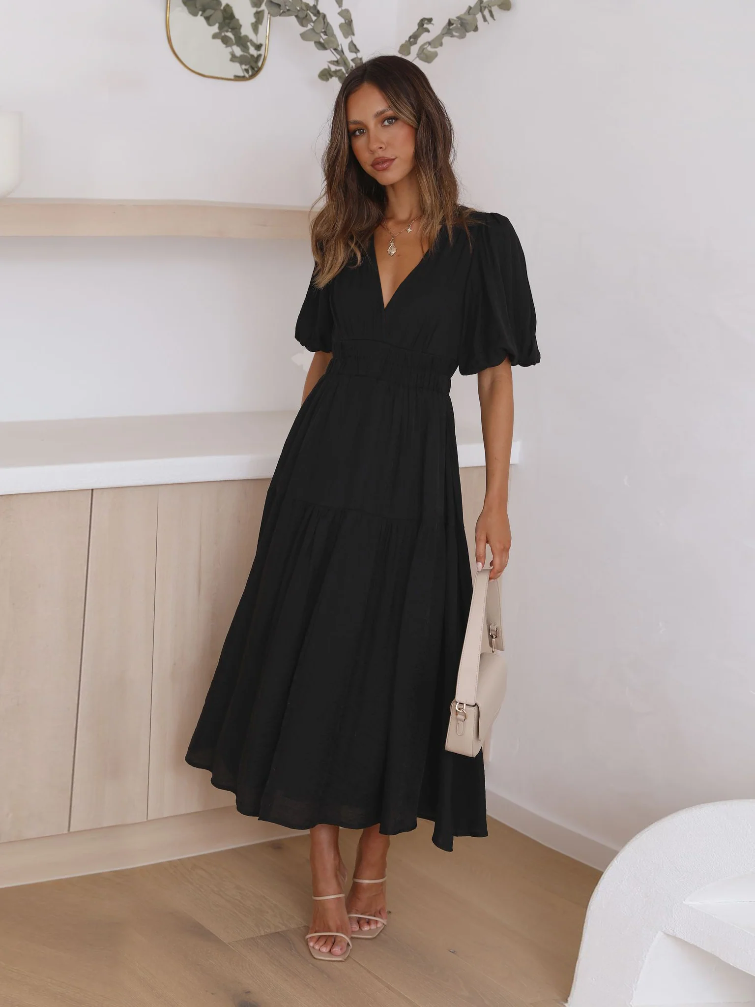 KIMONA SMOCKED SHORT SLEEVE MAXI DRESS - BLACK - Image 5