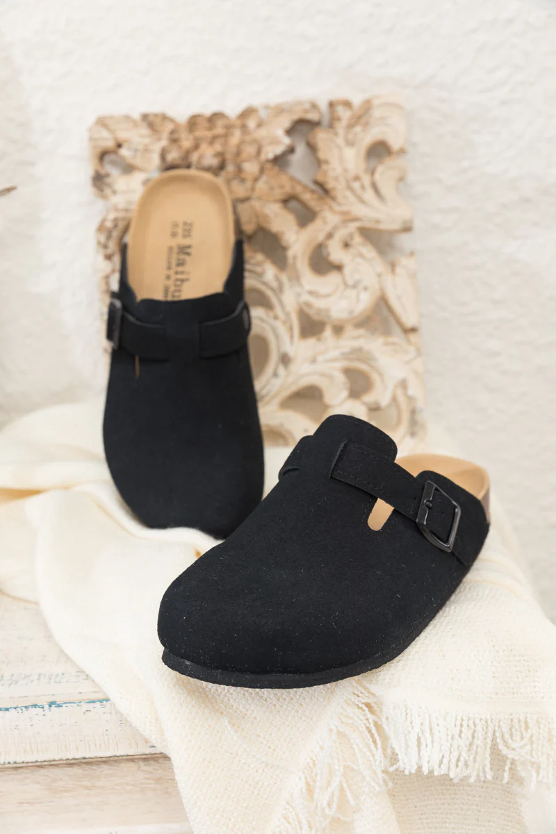 Maibulun | Buckle Suede Classic Clogs - Black - Image 6