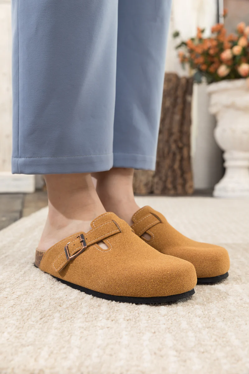 Maibulun | Buckle Suede Classic Clogs - Ginger - Image 5