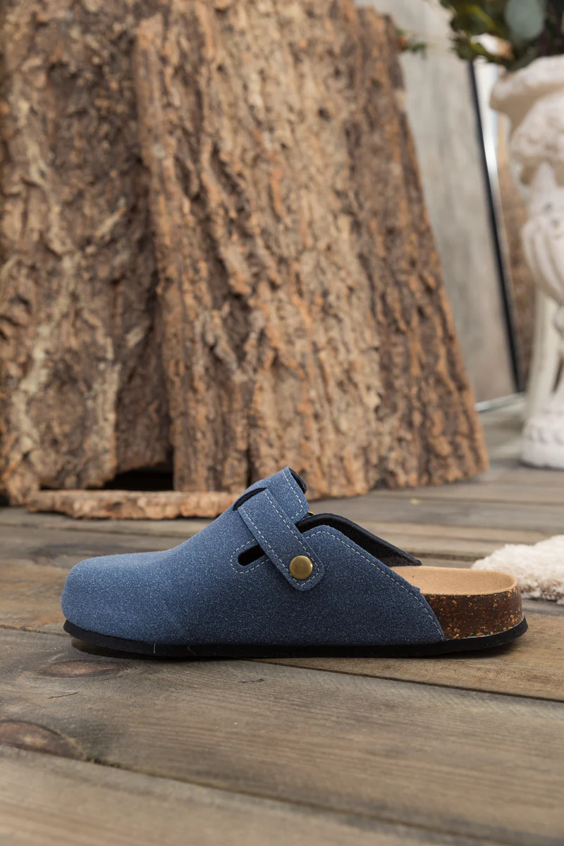 Maibulun | Buckle Suede Classic Clogs- Navy - Image 9