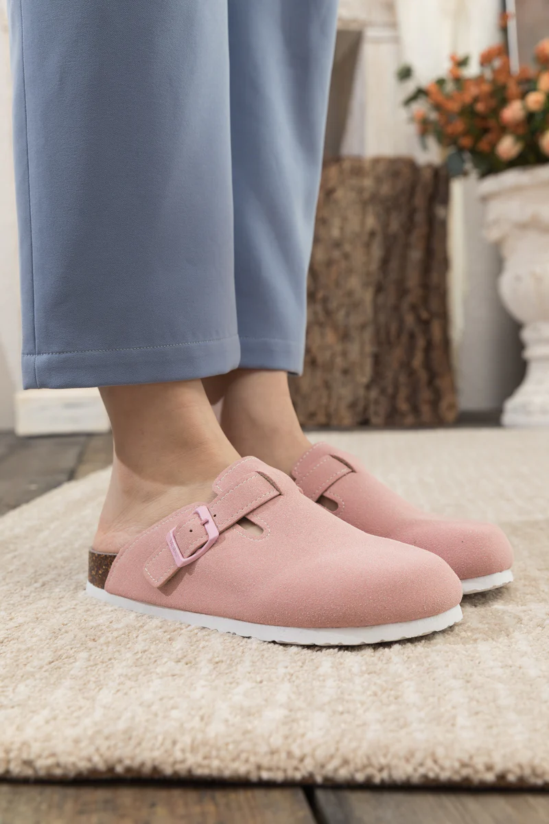 Maibulun | Buckle Suede Classic Clogs - Pink - Image 3