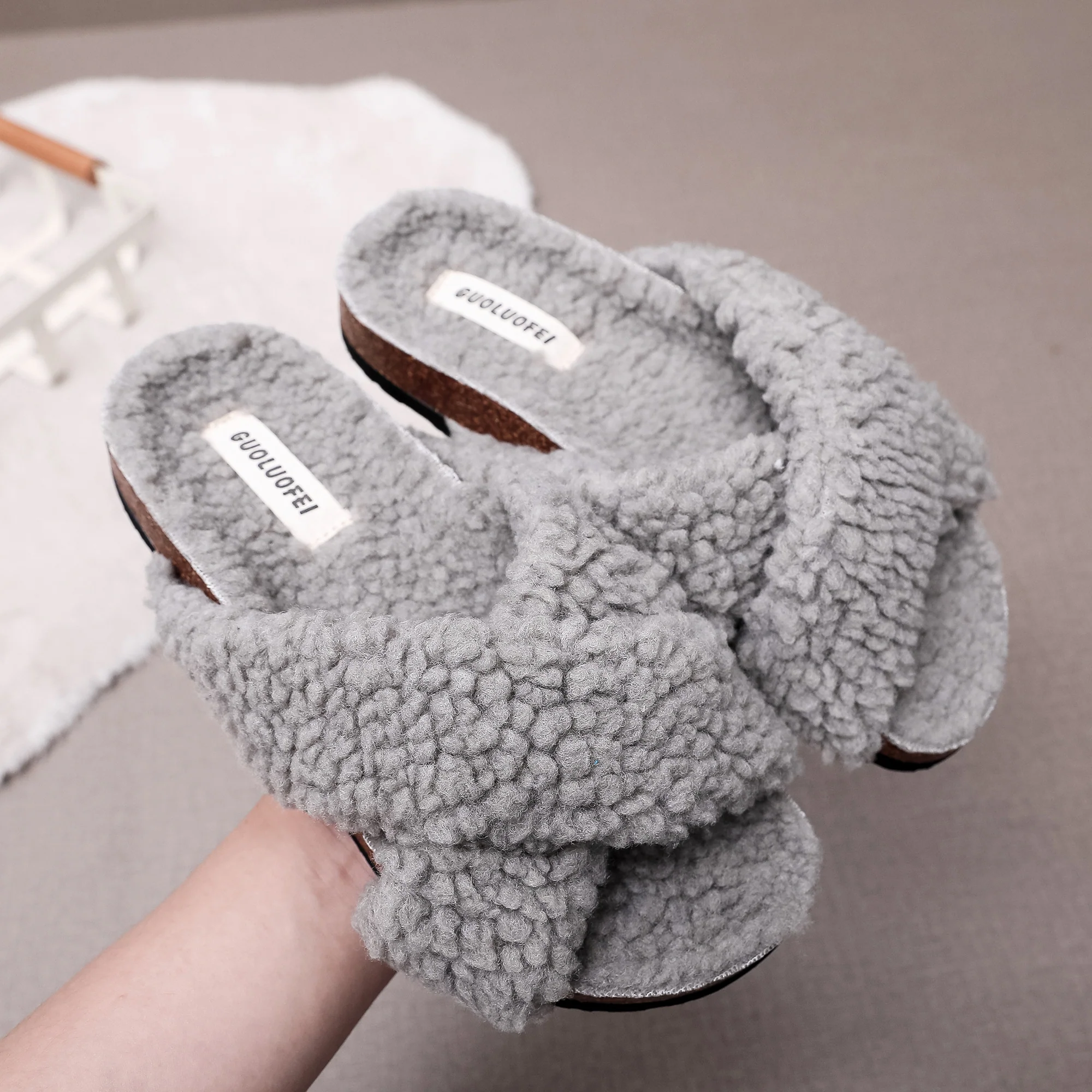 Maibulun | Criss-Cross Fleece Slipper - Grey - Image 7